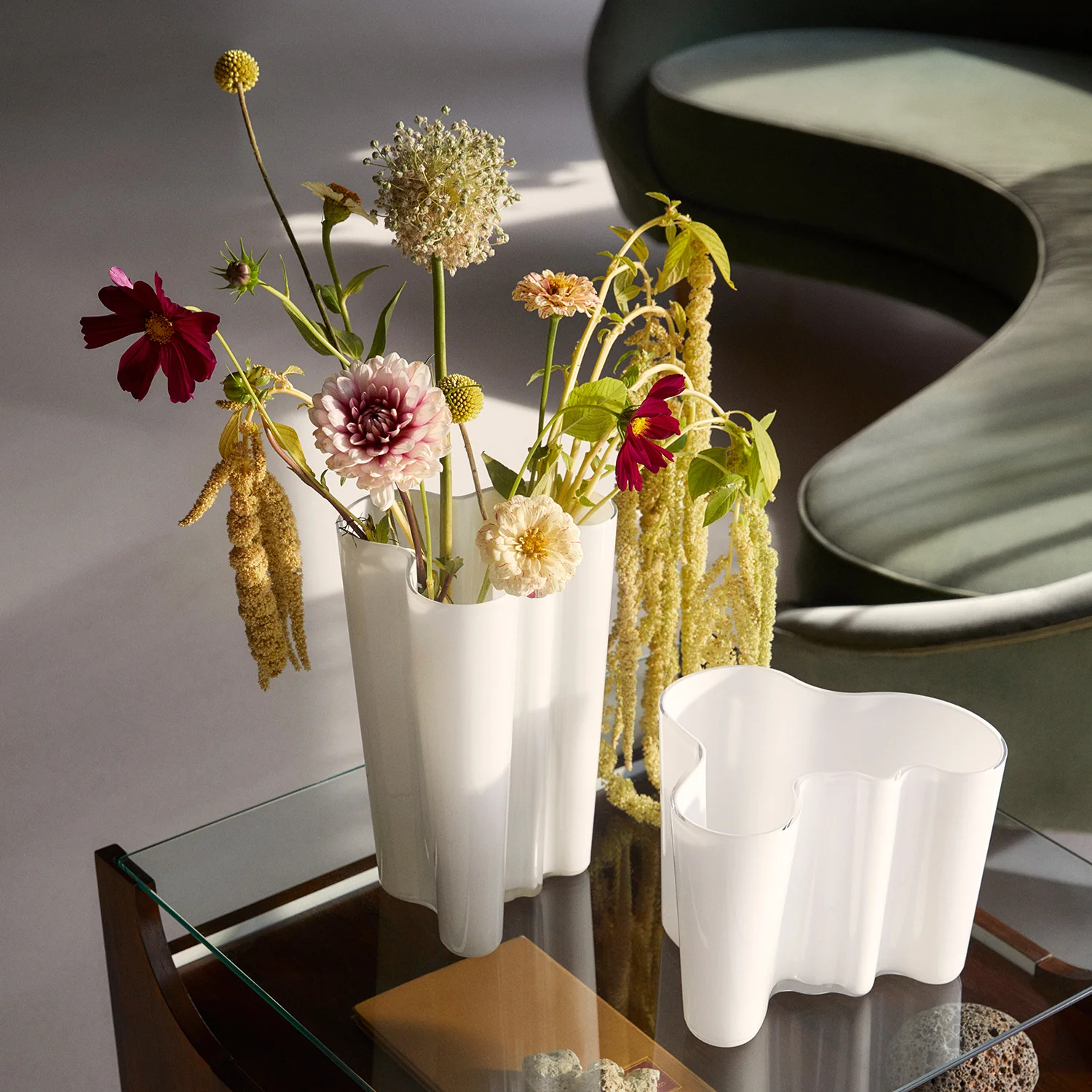 iittala | aalto savoy vase | white 9.5cm - Image 3