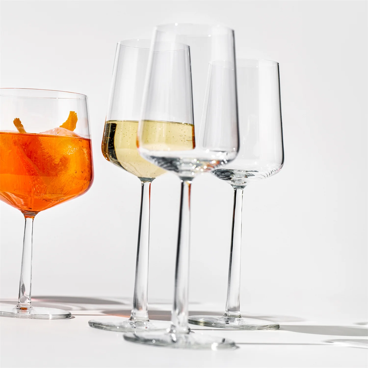 iittala | essence white wine glass | set of 2 - Image 2