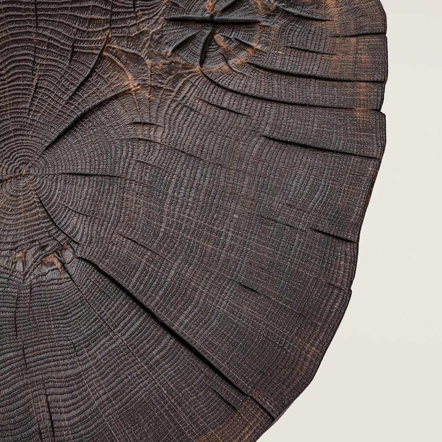 janua | bc 05 stomp table | 40-50cm | charburned oak shade brown + crude steel glaze - Image 4
