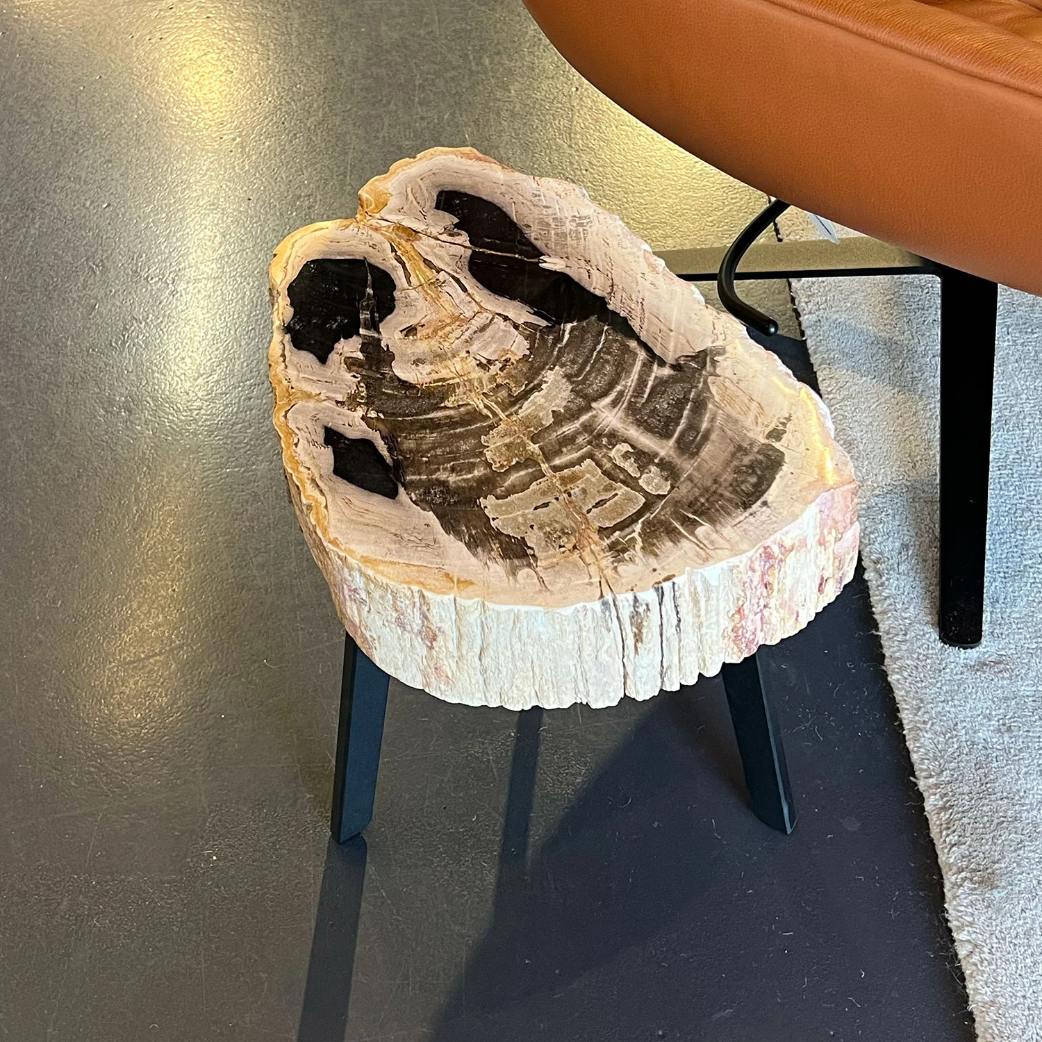 janua | bc 05 stomp stone table | 40cm | beige black 13 - Image 7