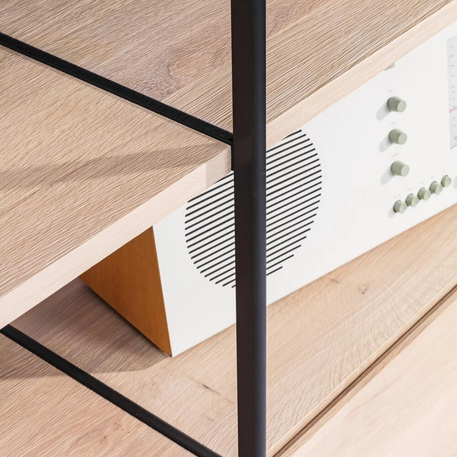 janua | bc 06 room 68 shelving system | 5x5 grid oak + black - Image 4