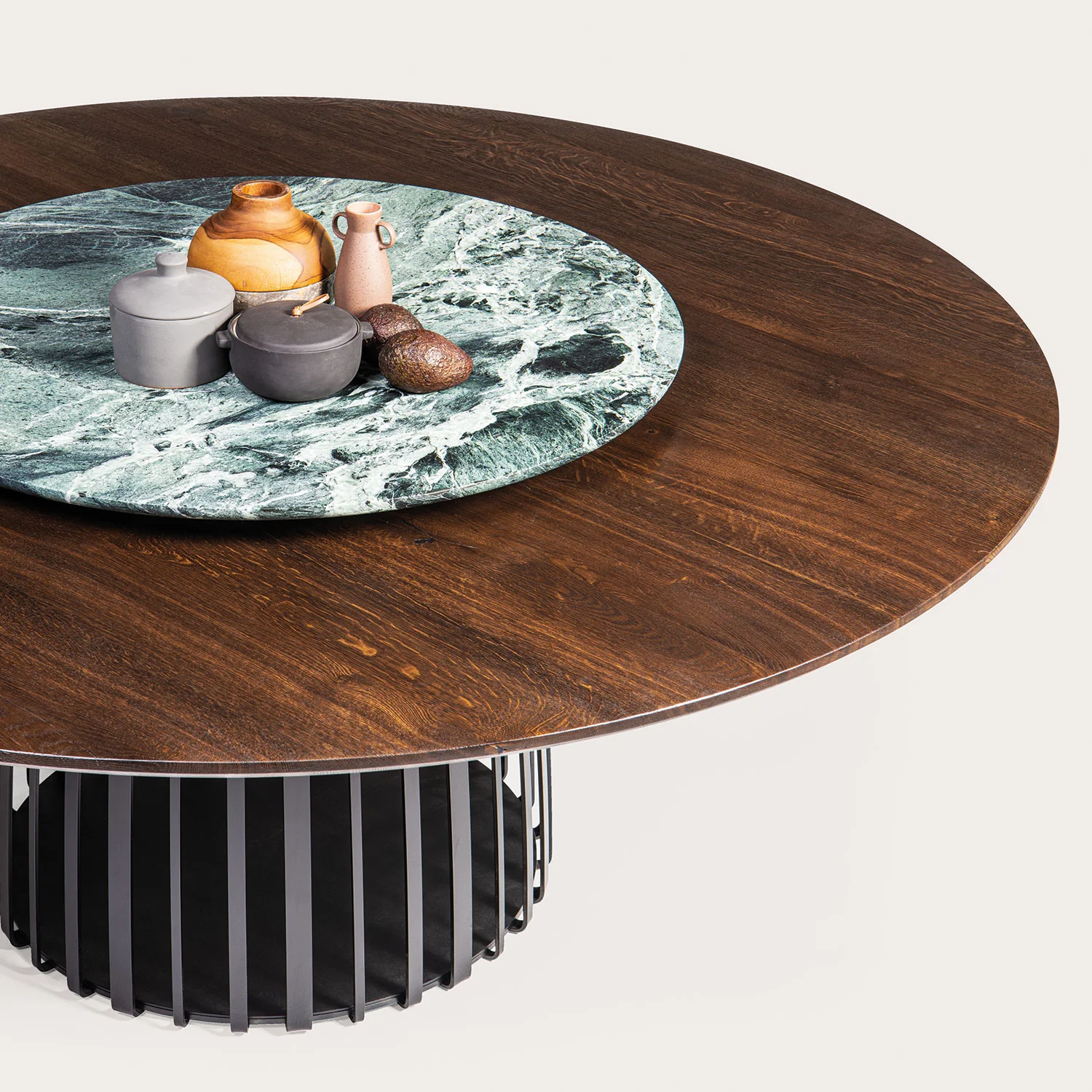 janua | bc 07 basket table round | smoked oak + black base 185cm - Image 3