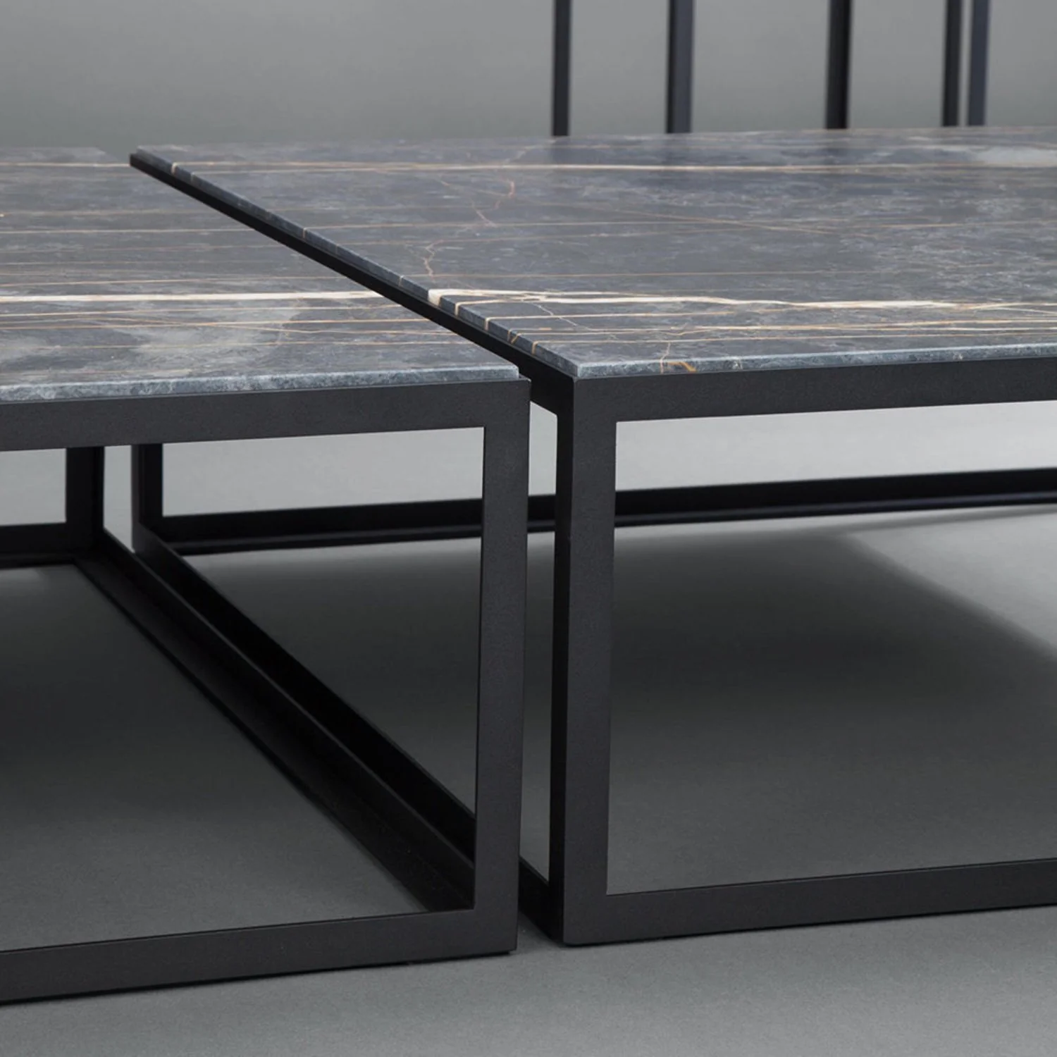 janua | sc 54 coffee table | black + gold limestone - Image 7