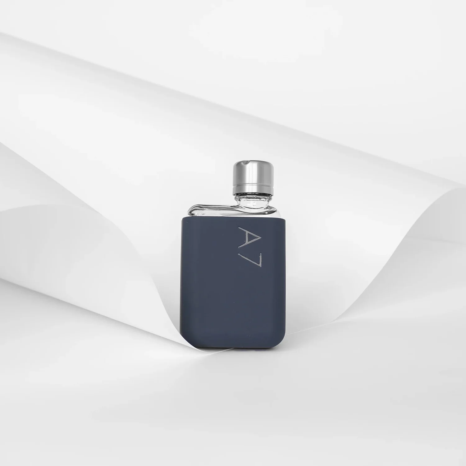 memobottle | sleeve A7 silicone | midnight blue - LC - Image 5