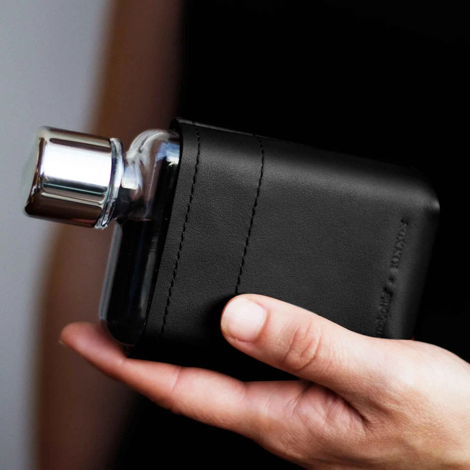 memobottle | sleeve A7 leather | black - LC - Image 13