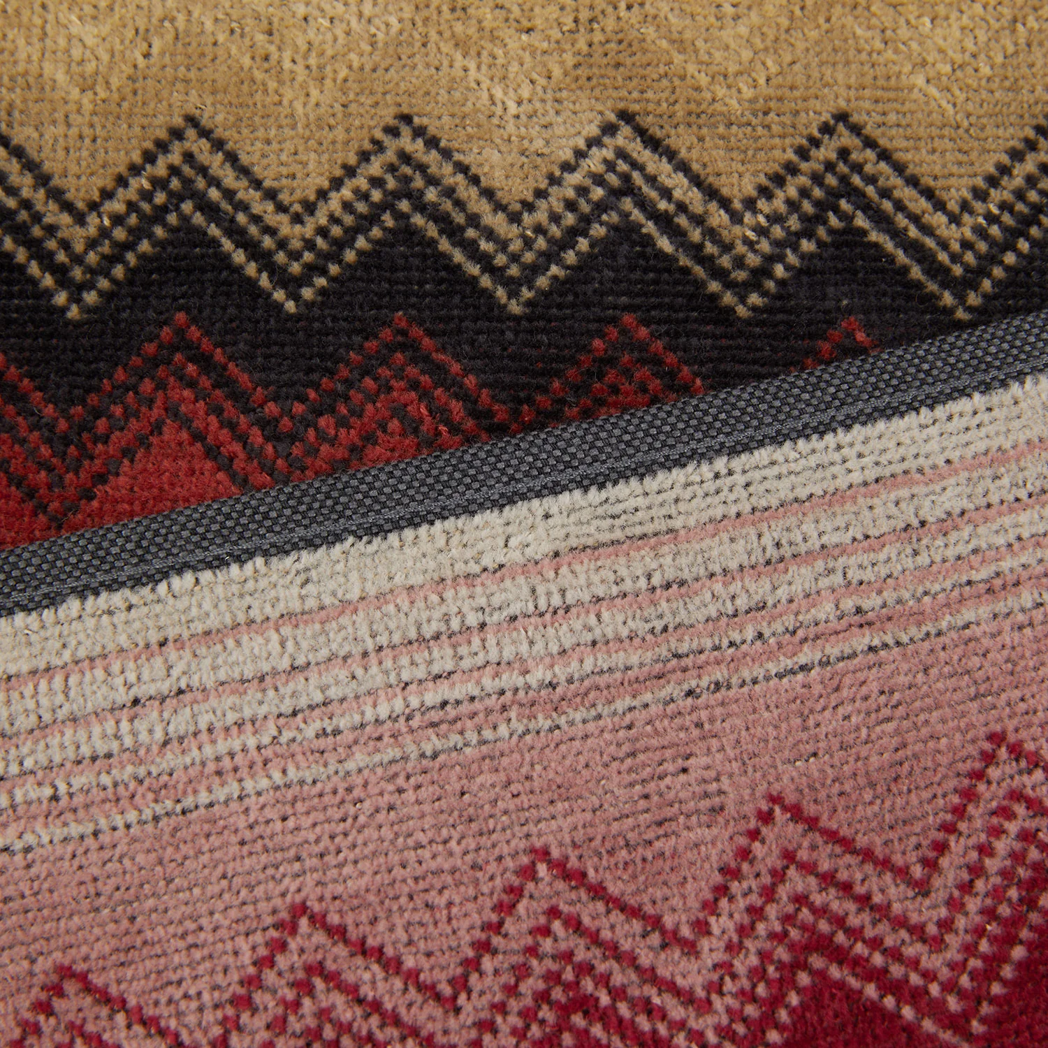 missoni home | byron towel | colour 149 - DC - Image 14