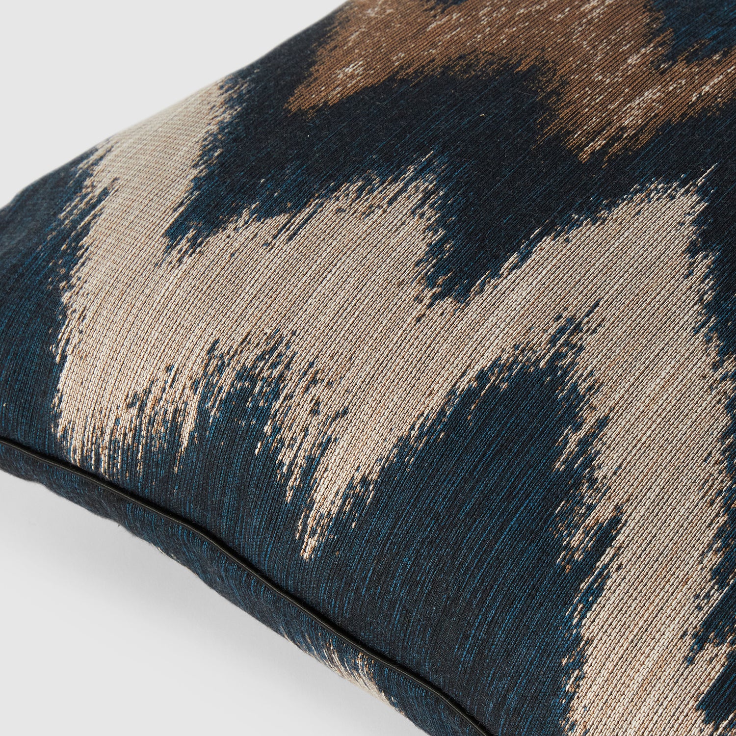 missoni home | zigzag ikat cushion 45cm | colour 150 - Image 2
