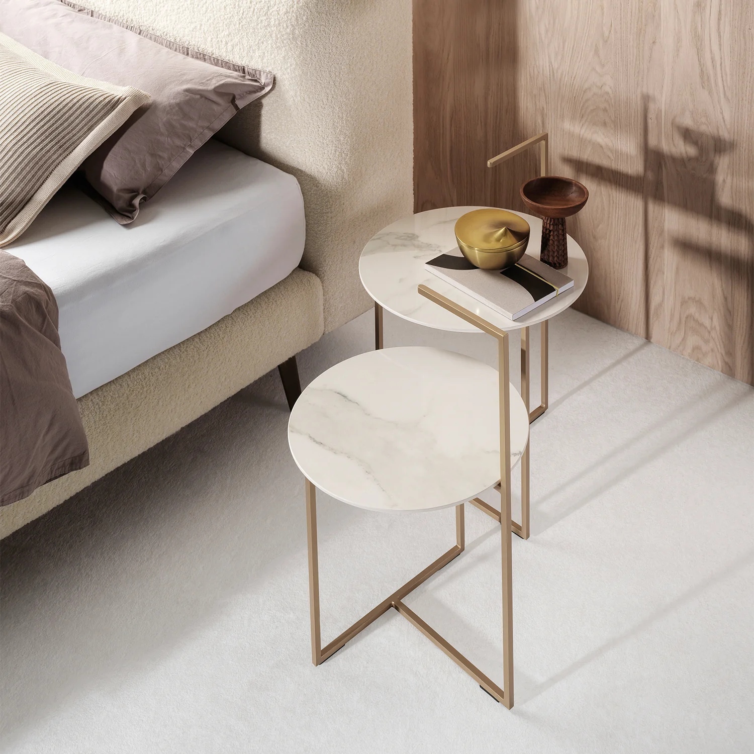 moeller design | CARRY side table | white calacatta ceramic + gold frame - Image 6