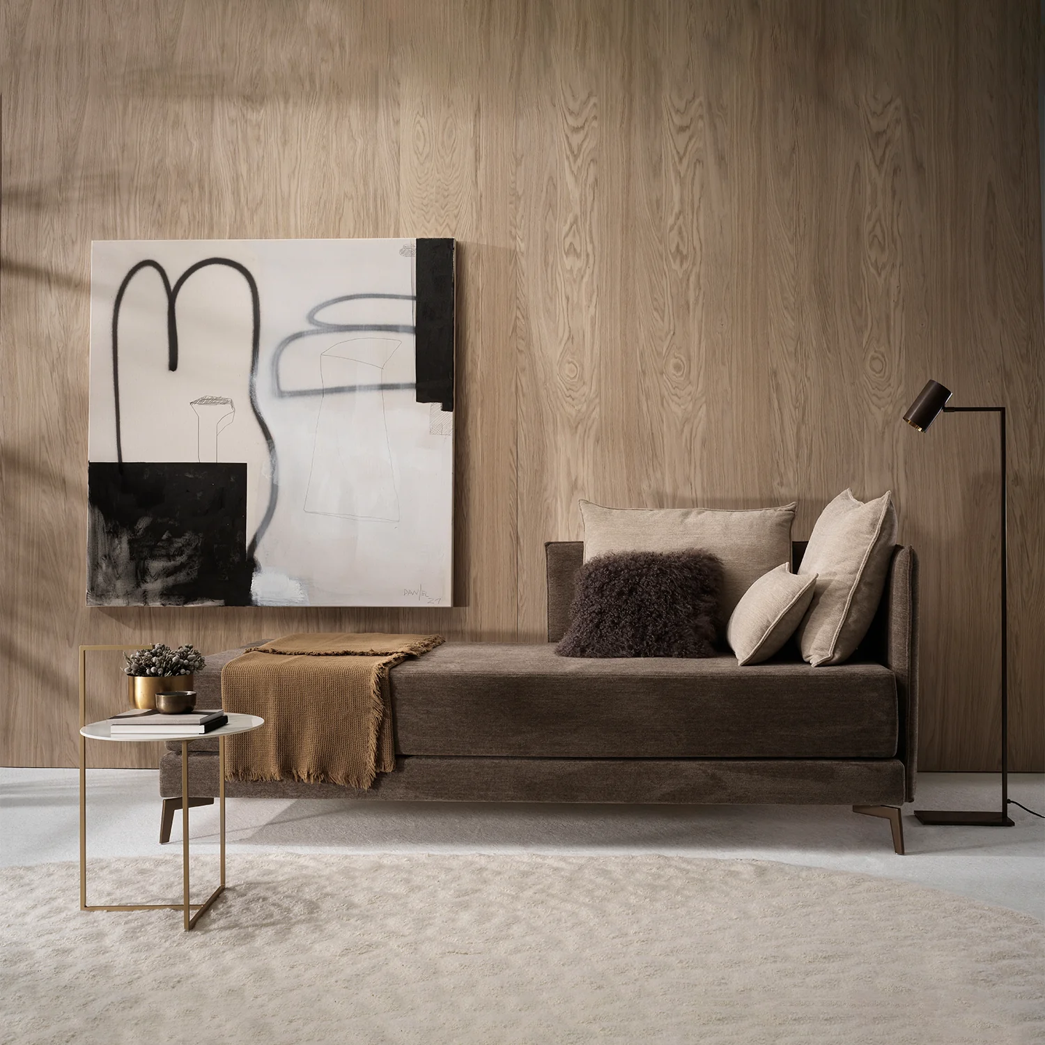 moeller design | CARRY side table | white calacatta ceramic + gold frame - Image 8