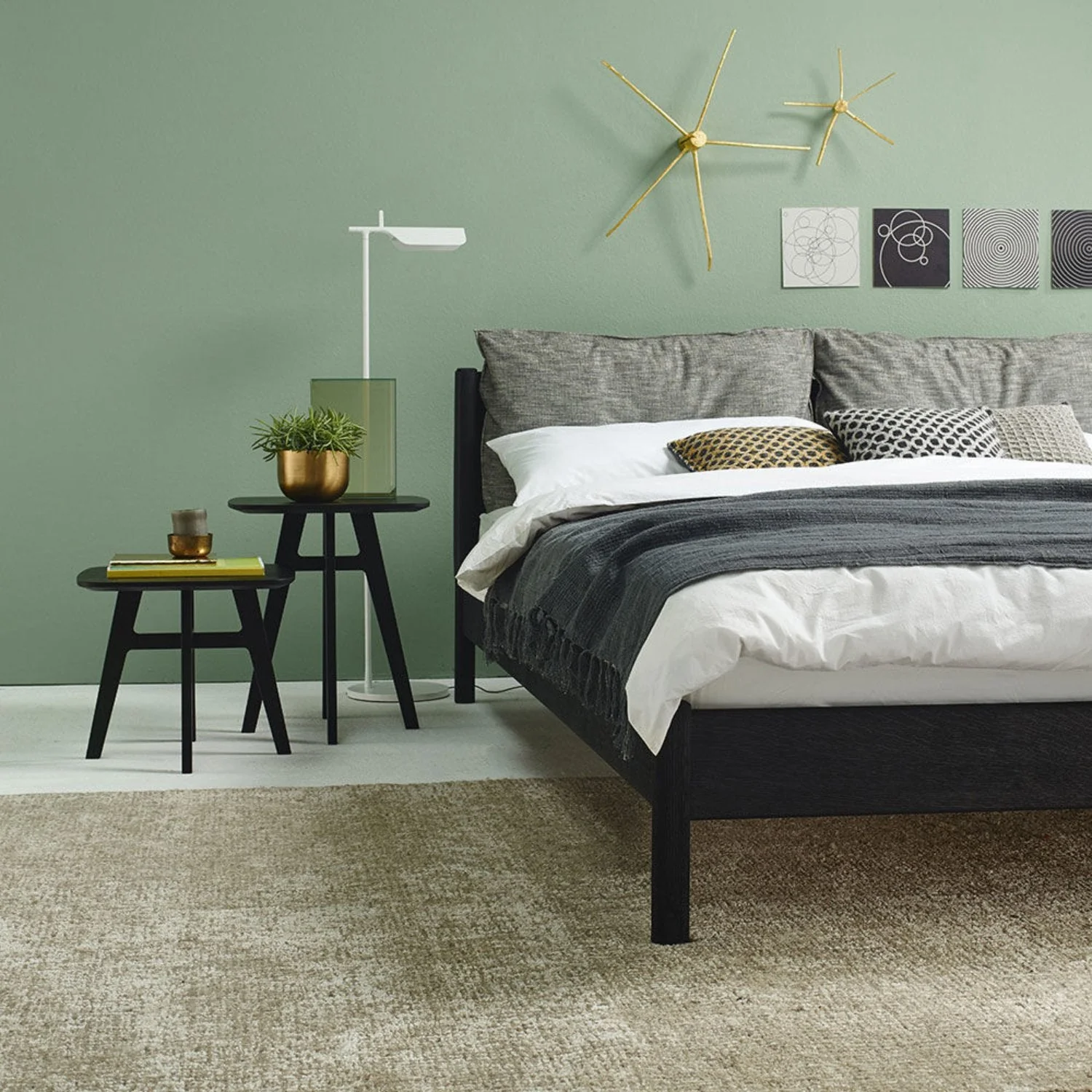 moeller design | LIV king bed | stained oak + black leather - Image 11