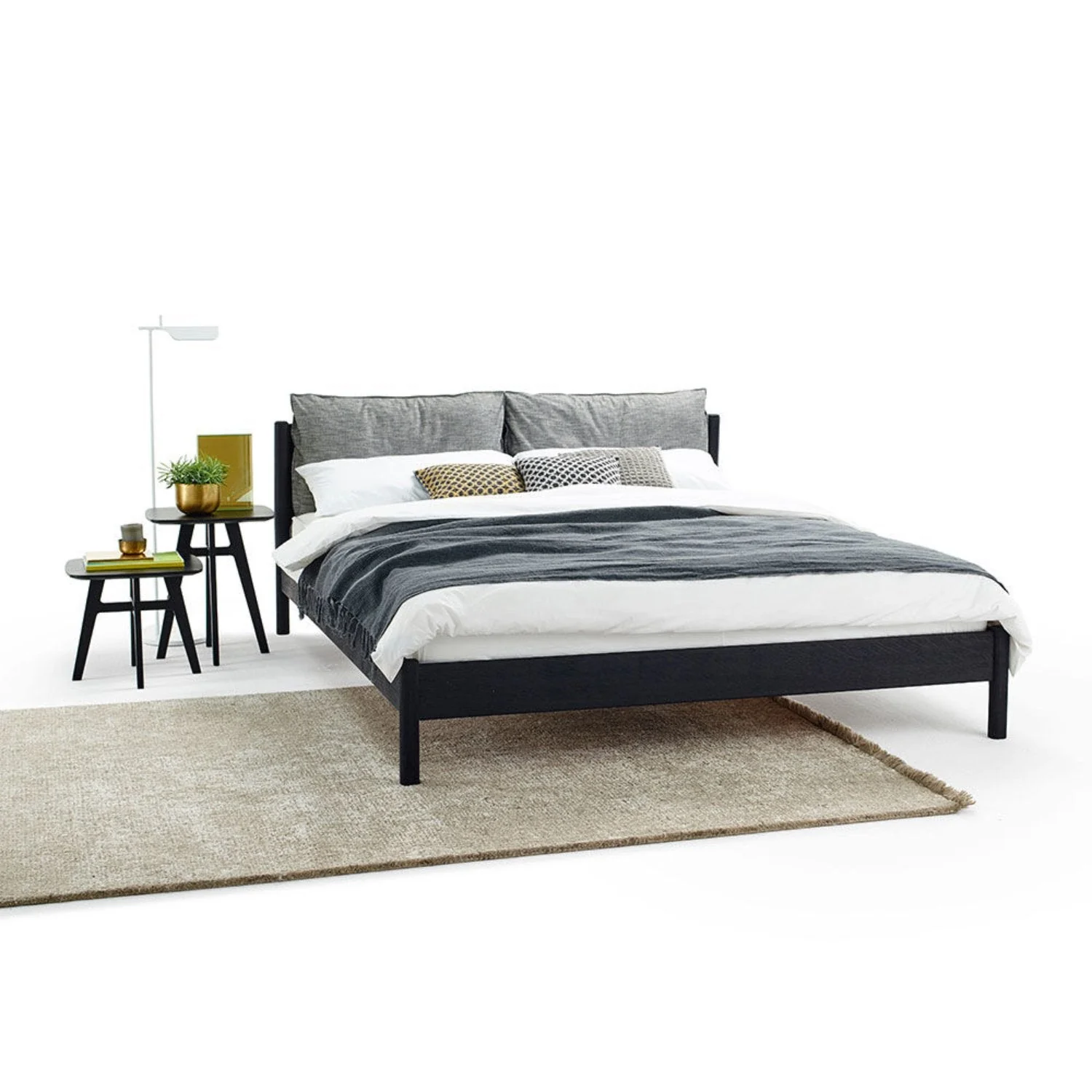 moeller design | LIV king bed | stained oak + black leather - Image 9