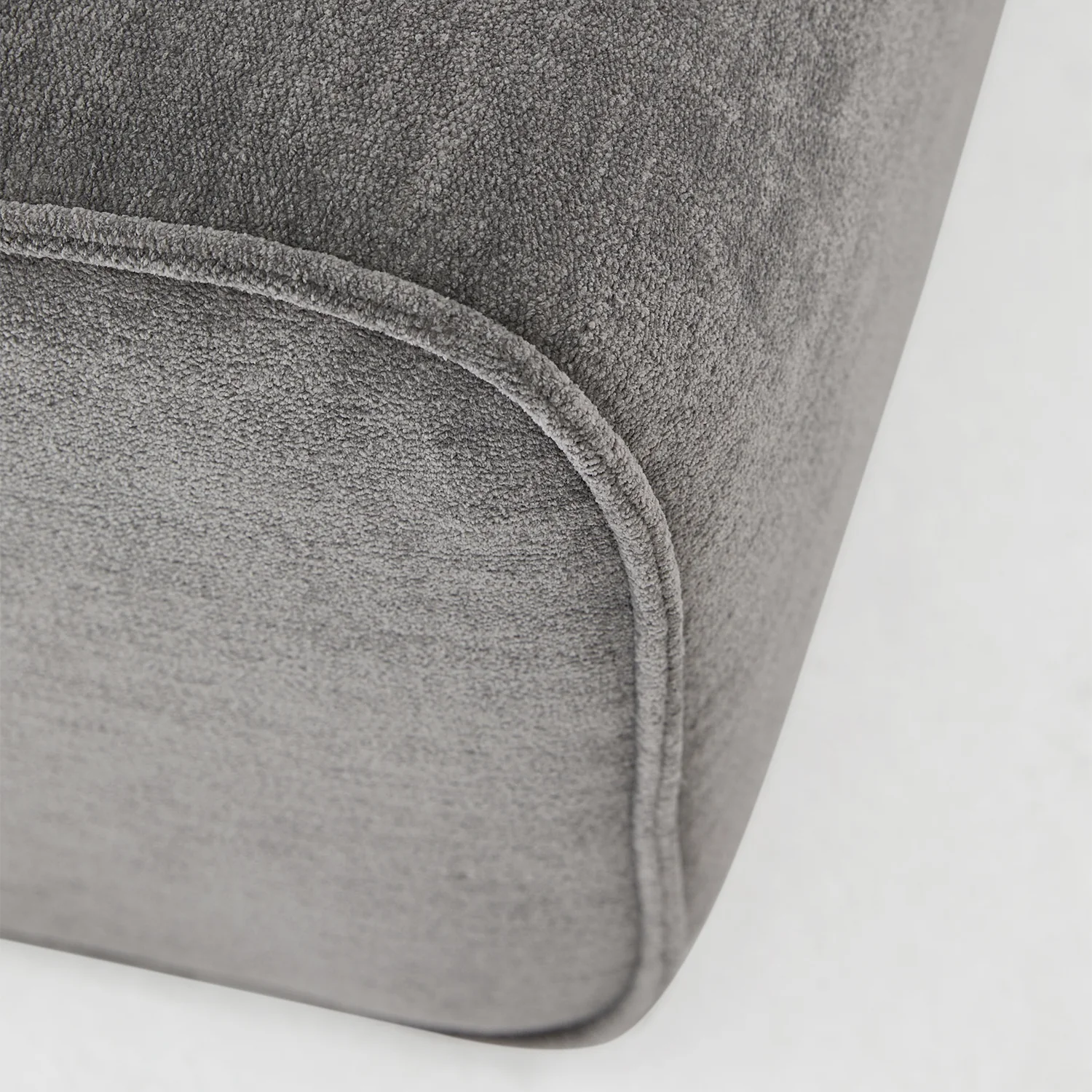 moeller design | slounge sofa bed | loop thyme 206 + leather strap - Image 18