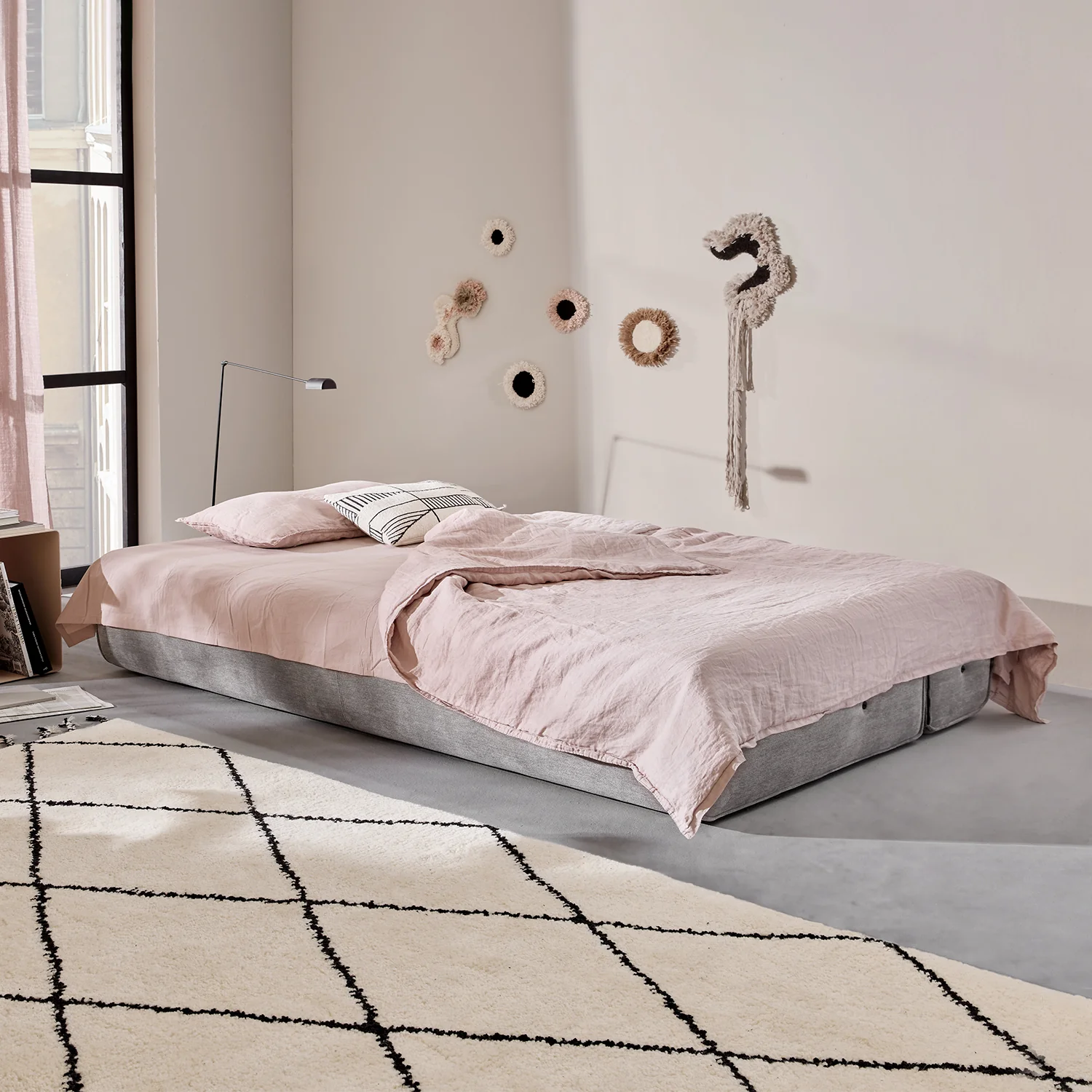 moeller design | slounge sofa bed | loop thyme 206 + leather strap - Image 28