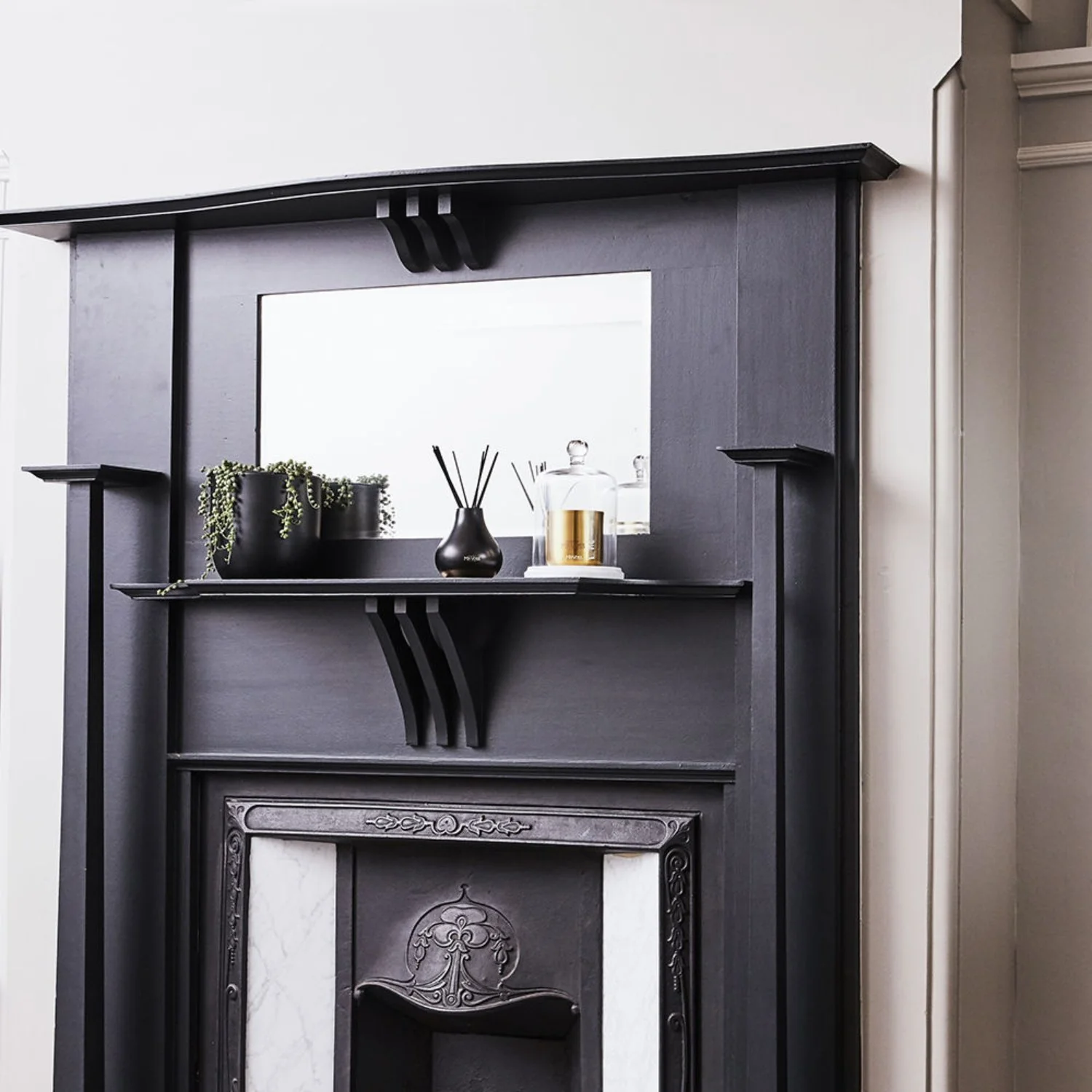 mr voss | scented candle | columbus - Image 6