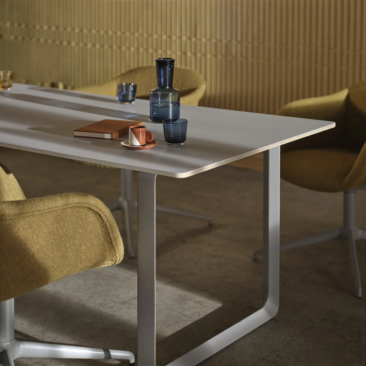muuto | 70/70 table | grey linoleum + white base 225x90cm - Image 2