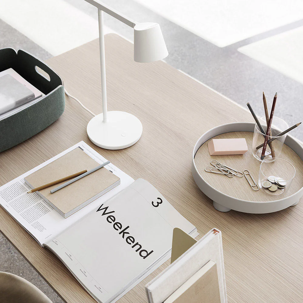 muuto | 70/70 table | oak veneer + black base 170x85cm - Image 4