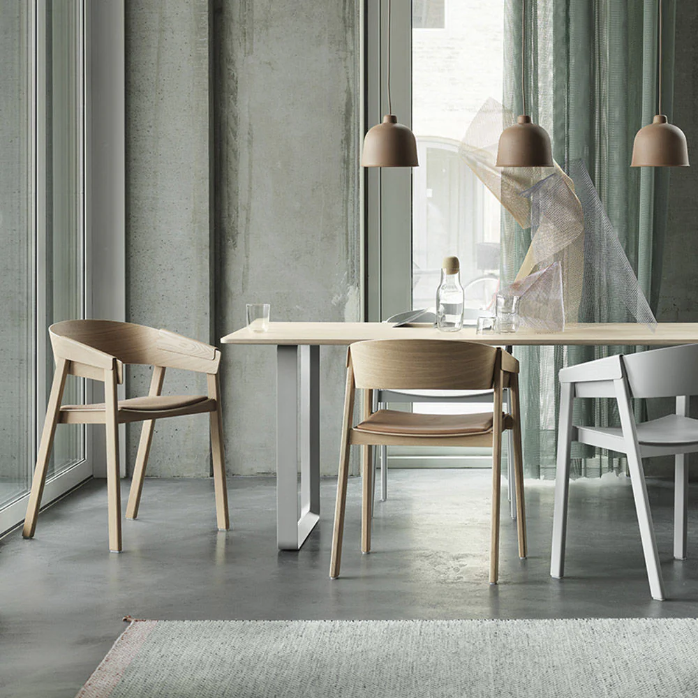 muuto | 70/70 table | oak veneer + grey base 225x90cm - Image 2