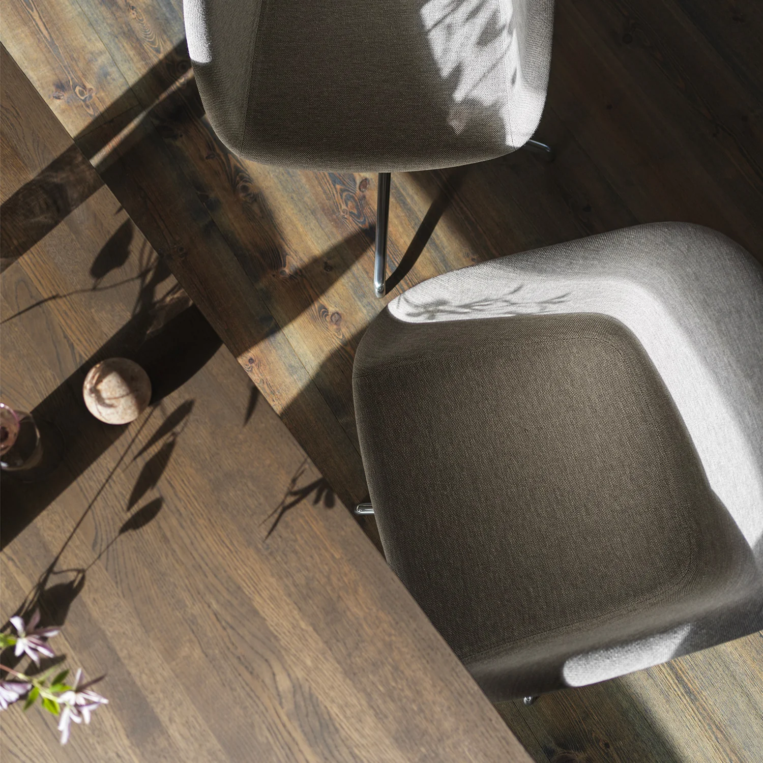 muuto | 70/70 table | solid smoked oak + black base 170x85cm - Image 7