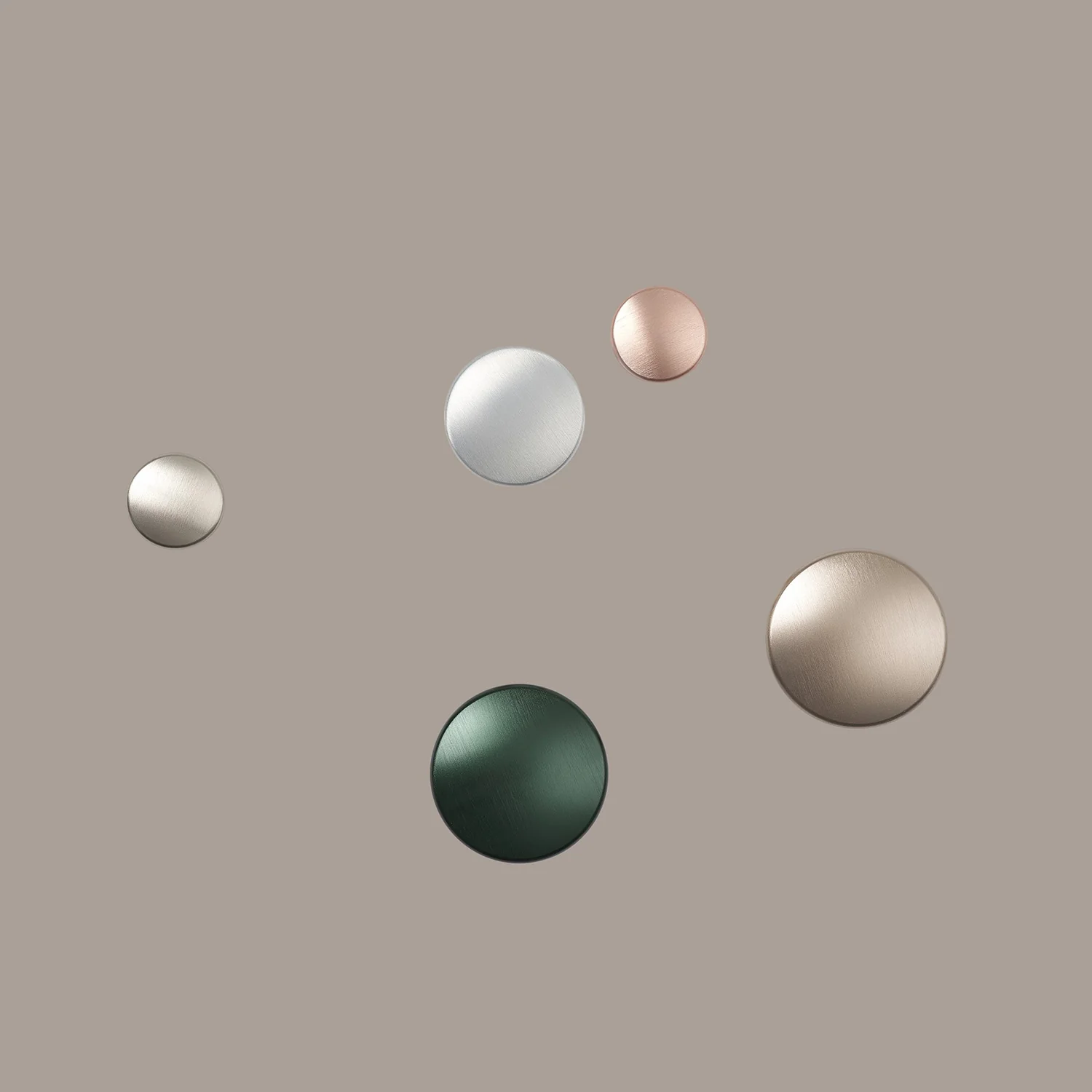 muuto | dots metal | dark green - Image 2