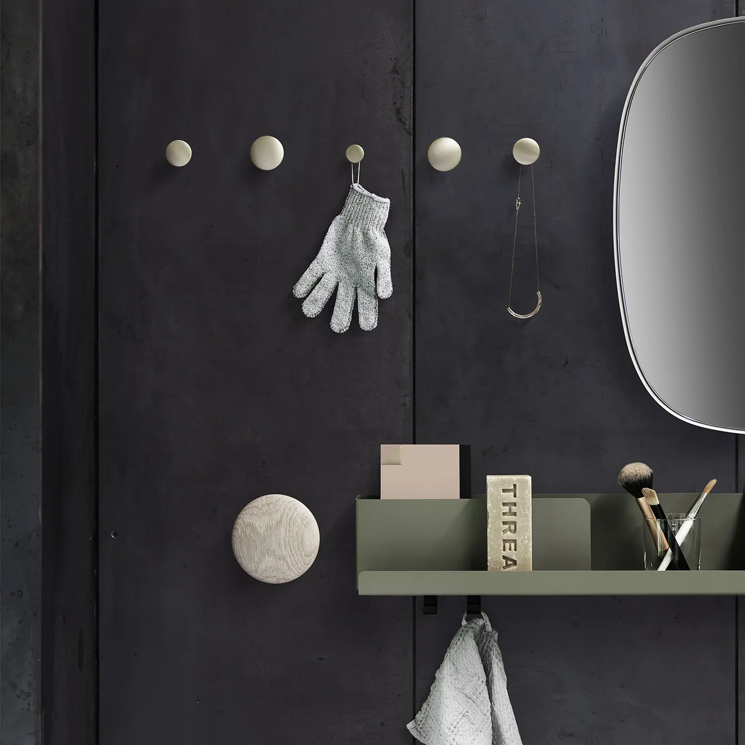 muuto | dots wood | oak - Image 4