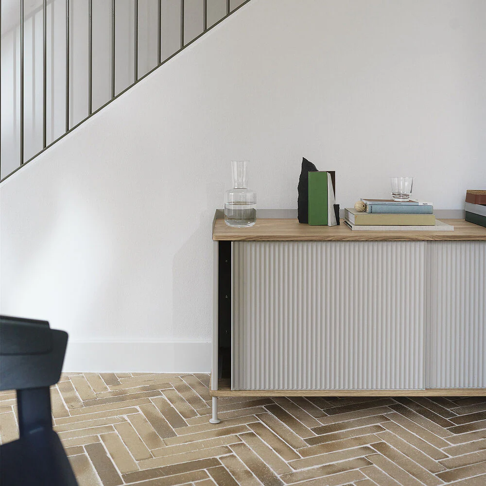 muuto | enfold sideboard low | grey + oiled oak - Image 2
