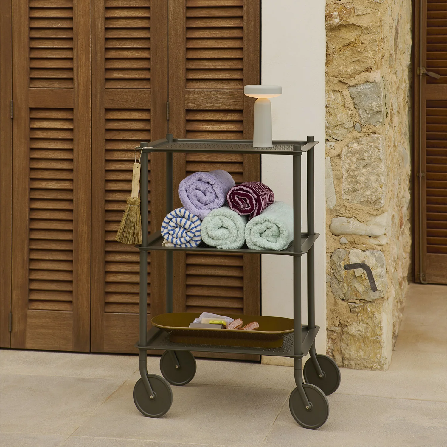 muuto | flow trolley 3 layer | taupe (indoor/outdoor) - Image 4
