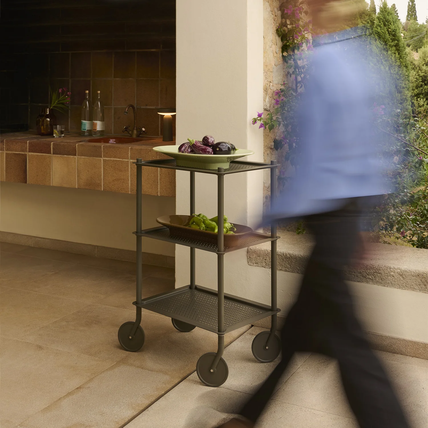 muuto | flow trolley 3 layer | taupe (indoor/outdoor) - Image 6