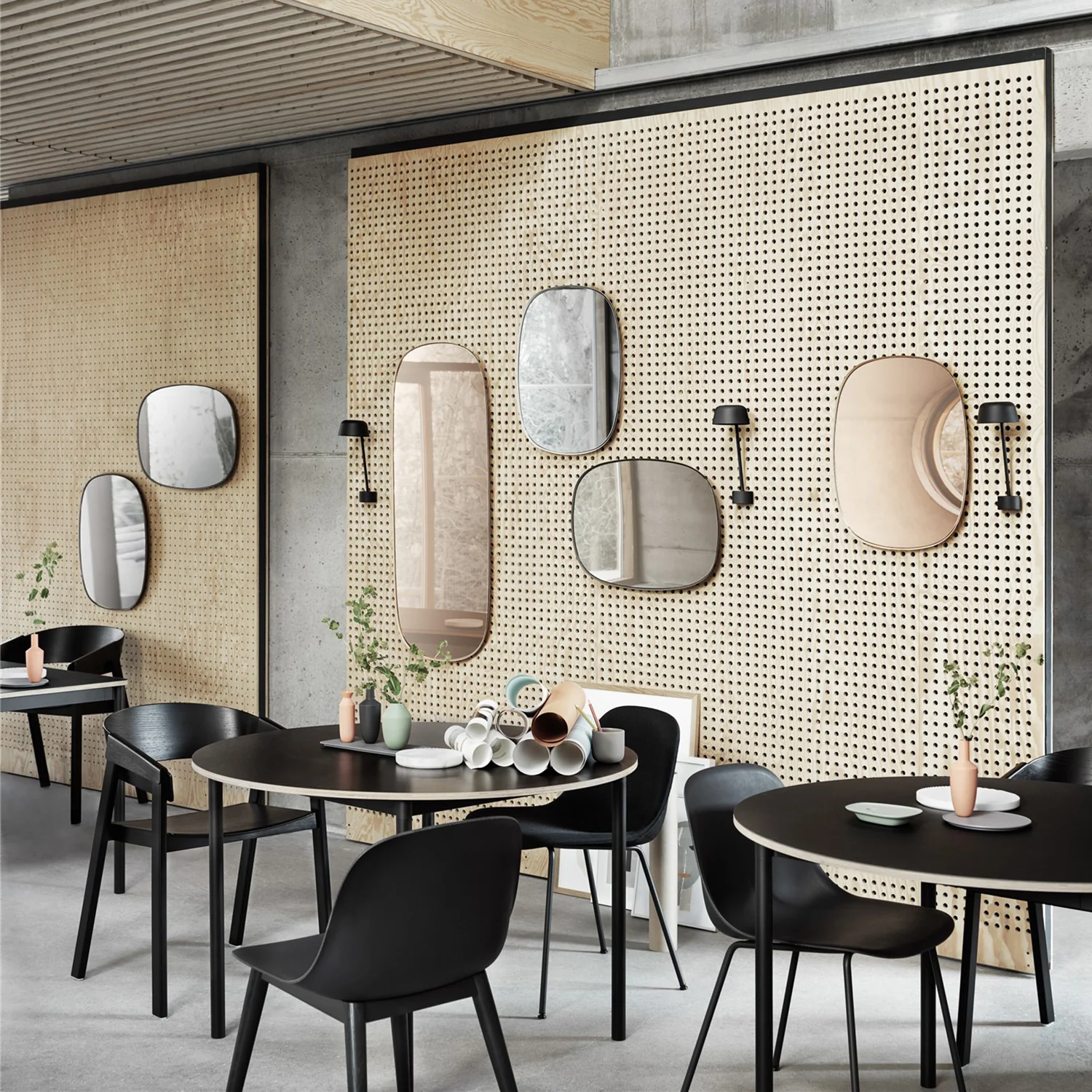 muuto | framed mirror | rose + rose glass | small - Image 9