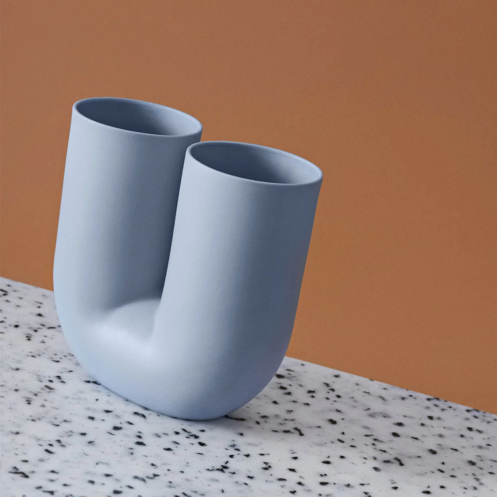 muuto | kink vase | light blue 26cm - Image 8