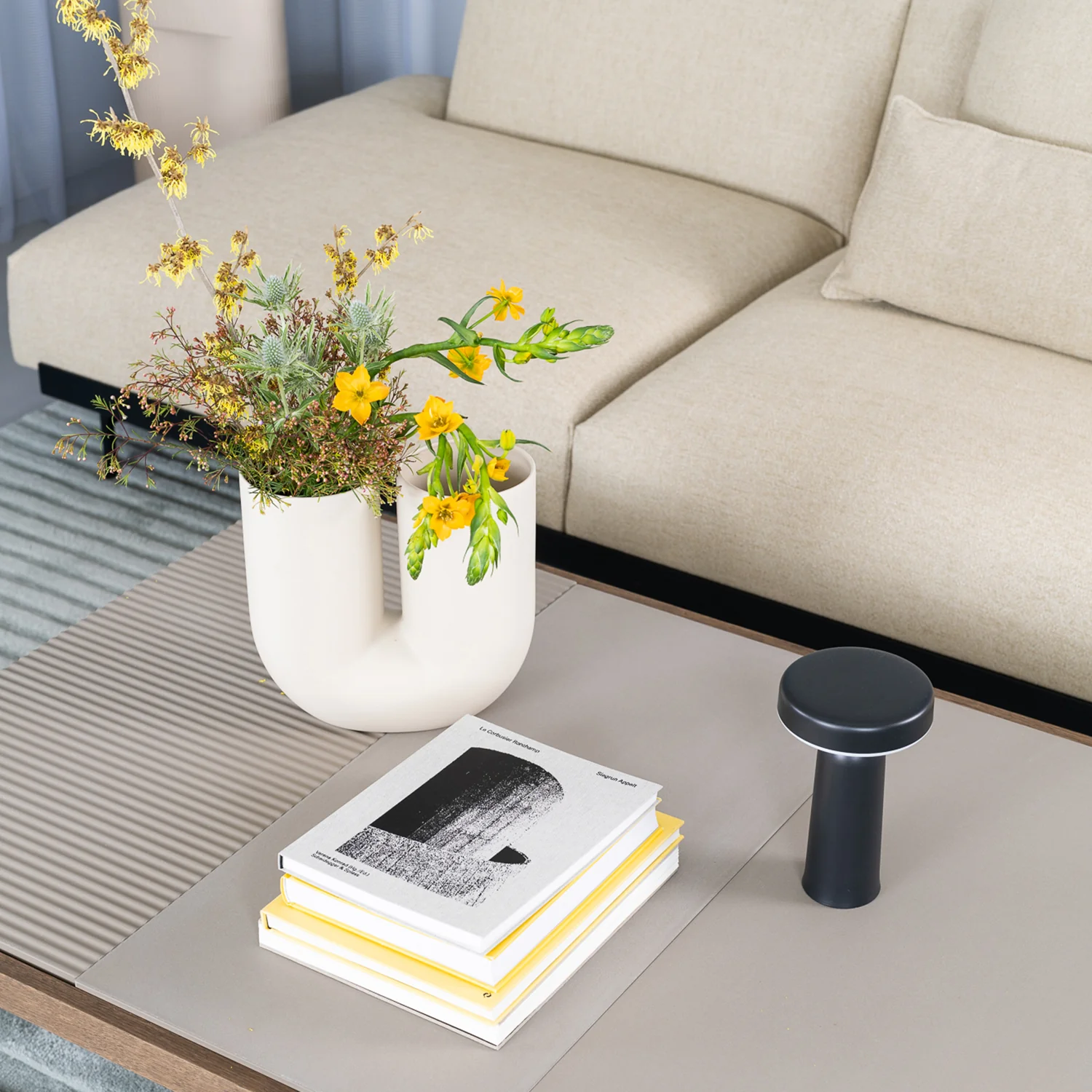 muuto | kink vase | sand 26cm - Image 6