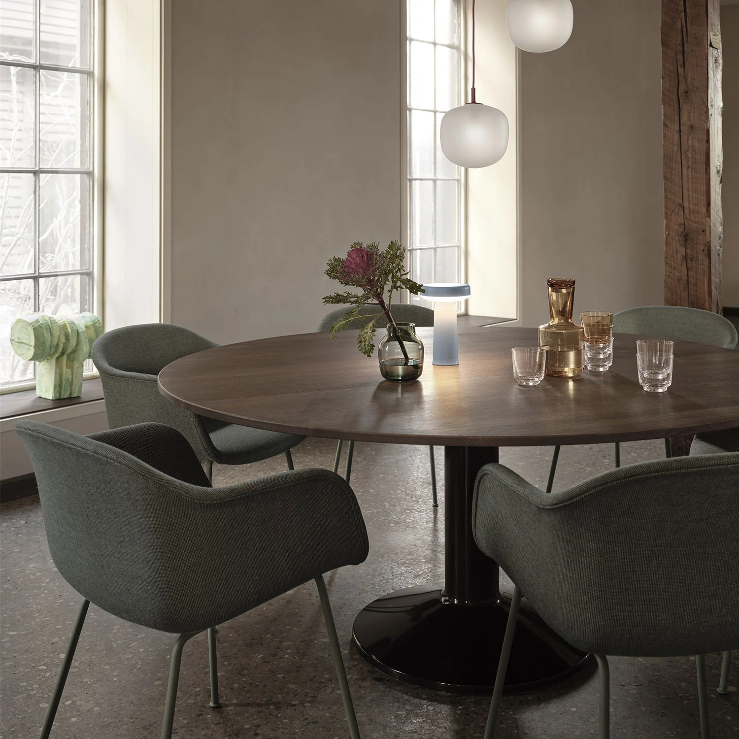 muuto | midst table | dark oiled oak + black base 120cm - Image 2