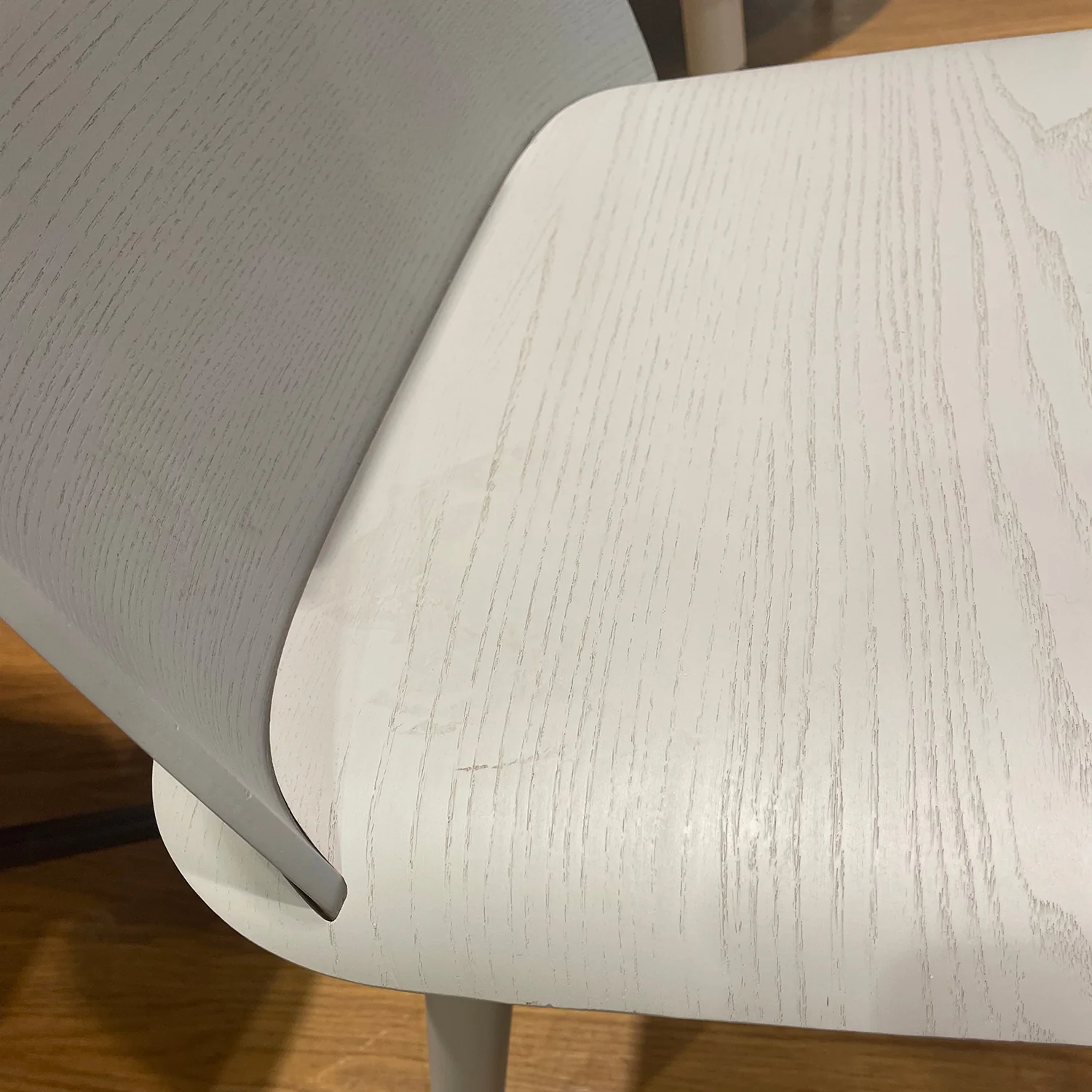 muuto | nerd chair | light grey - EX DISPLAY - Image 3