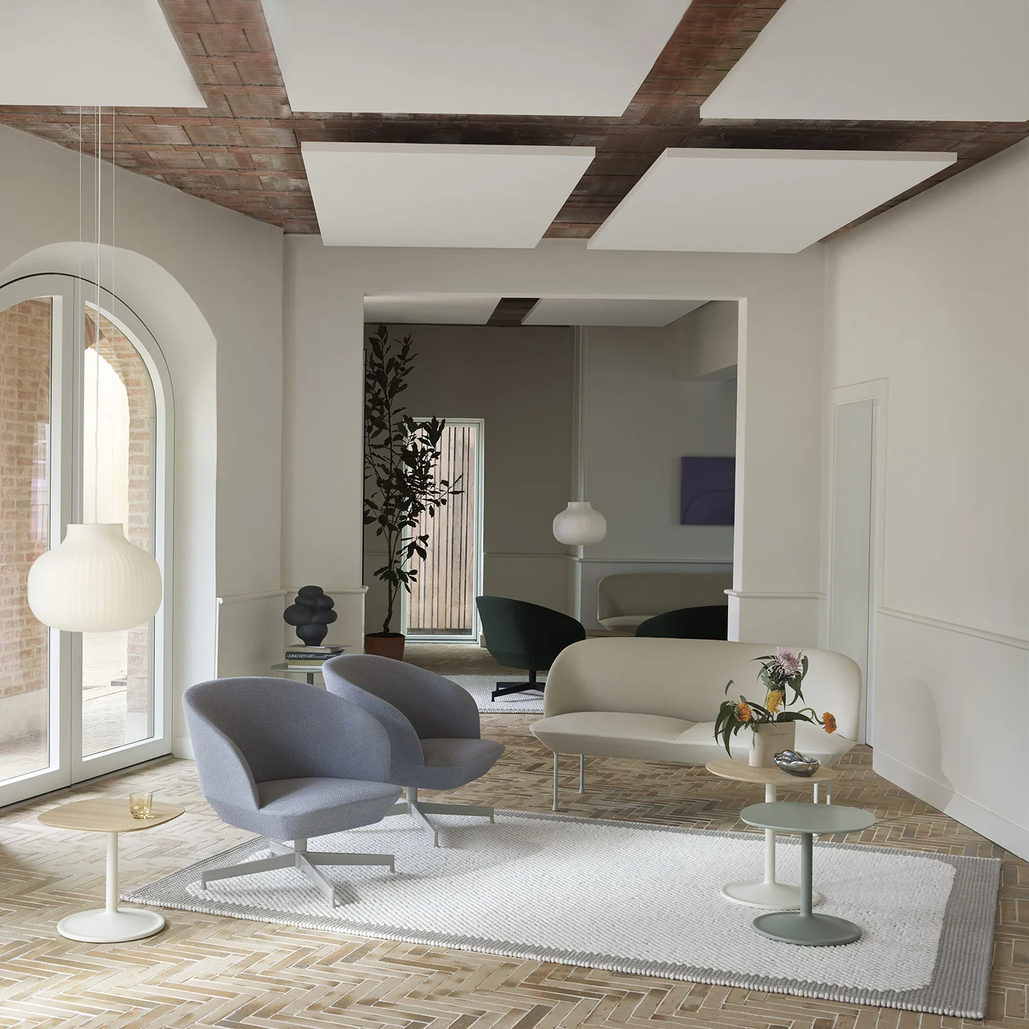 muuto | pebble wool rug | light grey 170x240cm - Image 2