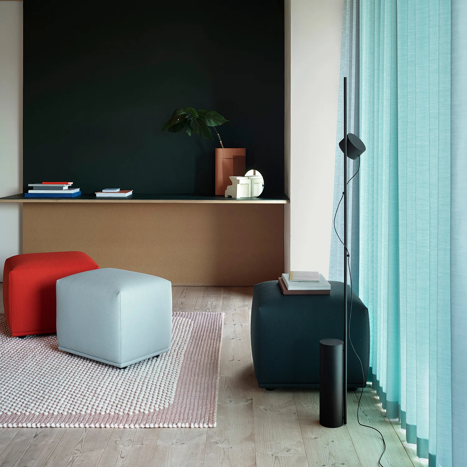 muuto | post floor lamp - Image 10