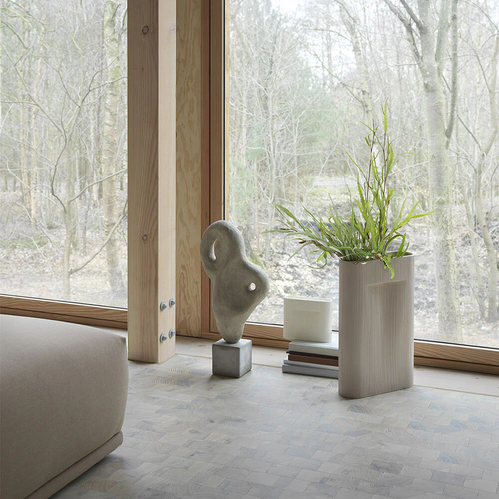 muuto | ridge vase | beige 48.5cm - DC - Image 2