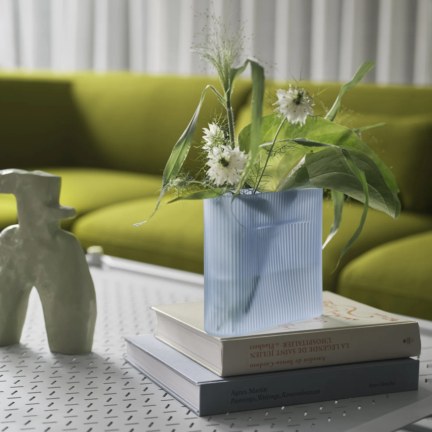 muuto | ridge vase | light blue 16.5cm - Image 4