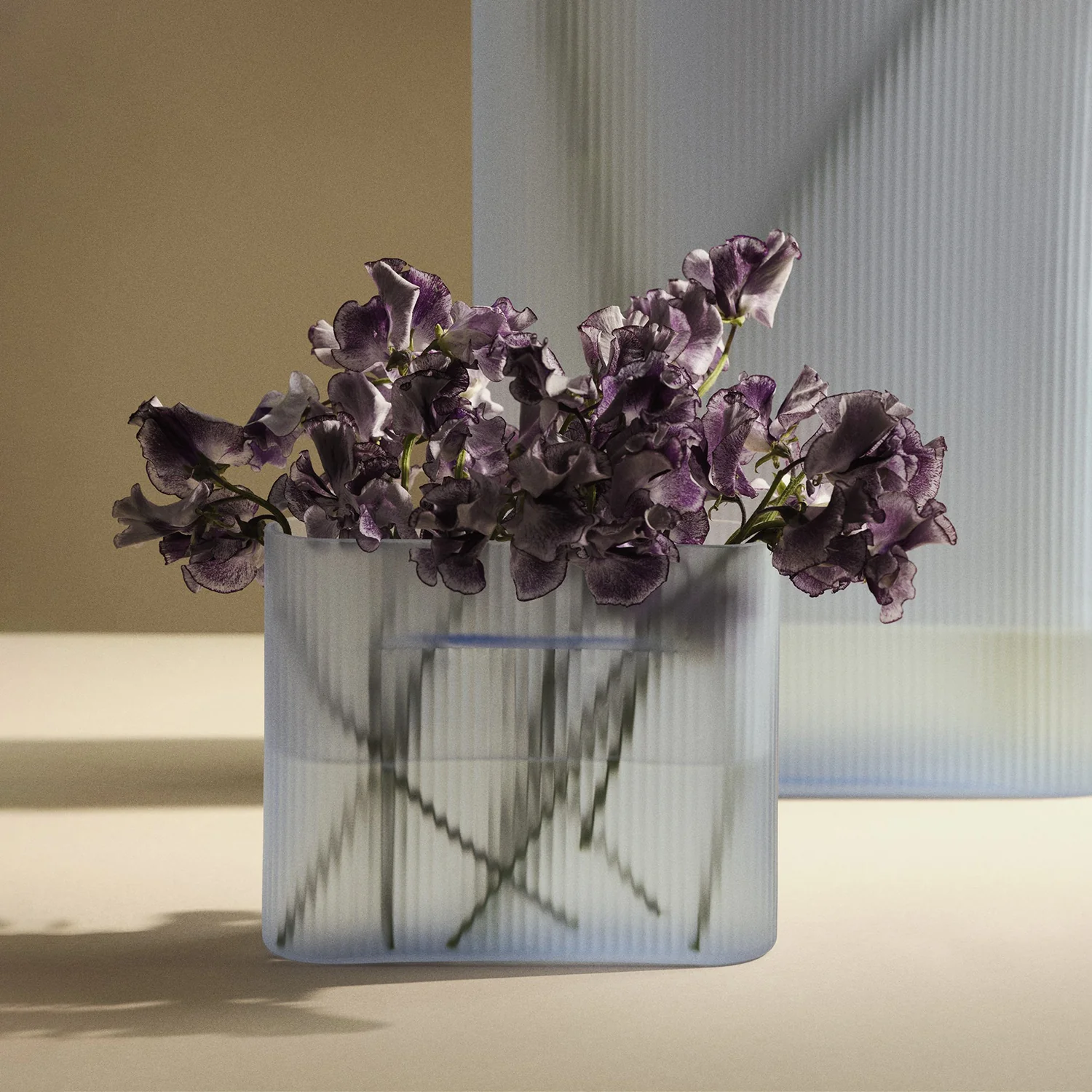 muuto | ridge vase | light blue 16.5cm - Image 6