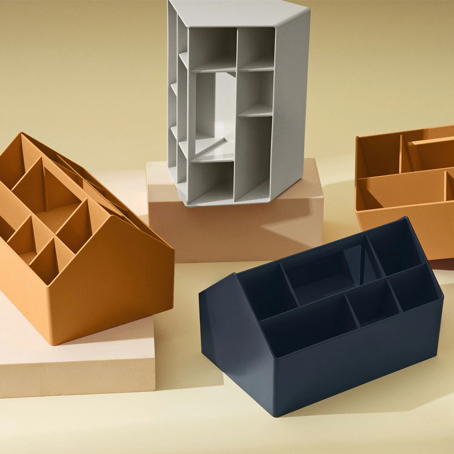 muuto | sketch toolbox | burnt orange - Image 6