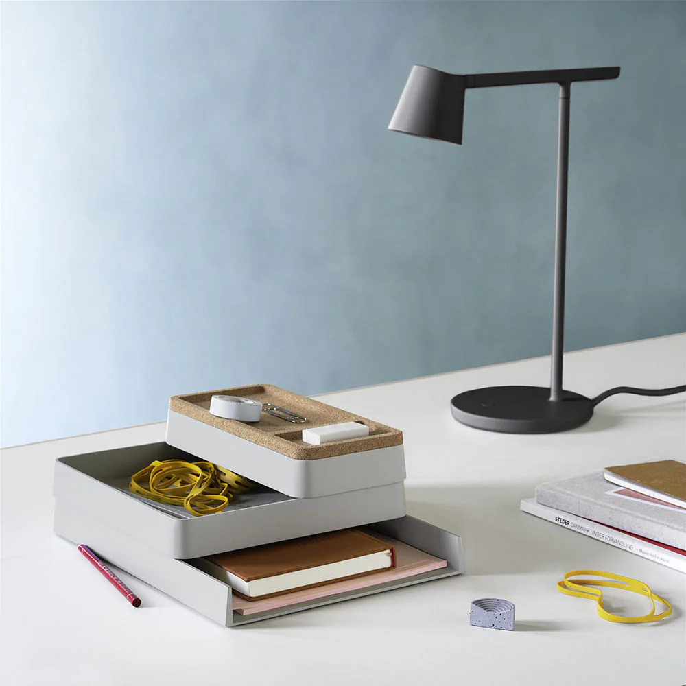 muuto | tip table lamp | black - Image 2