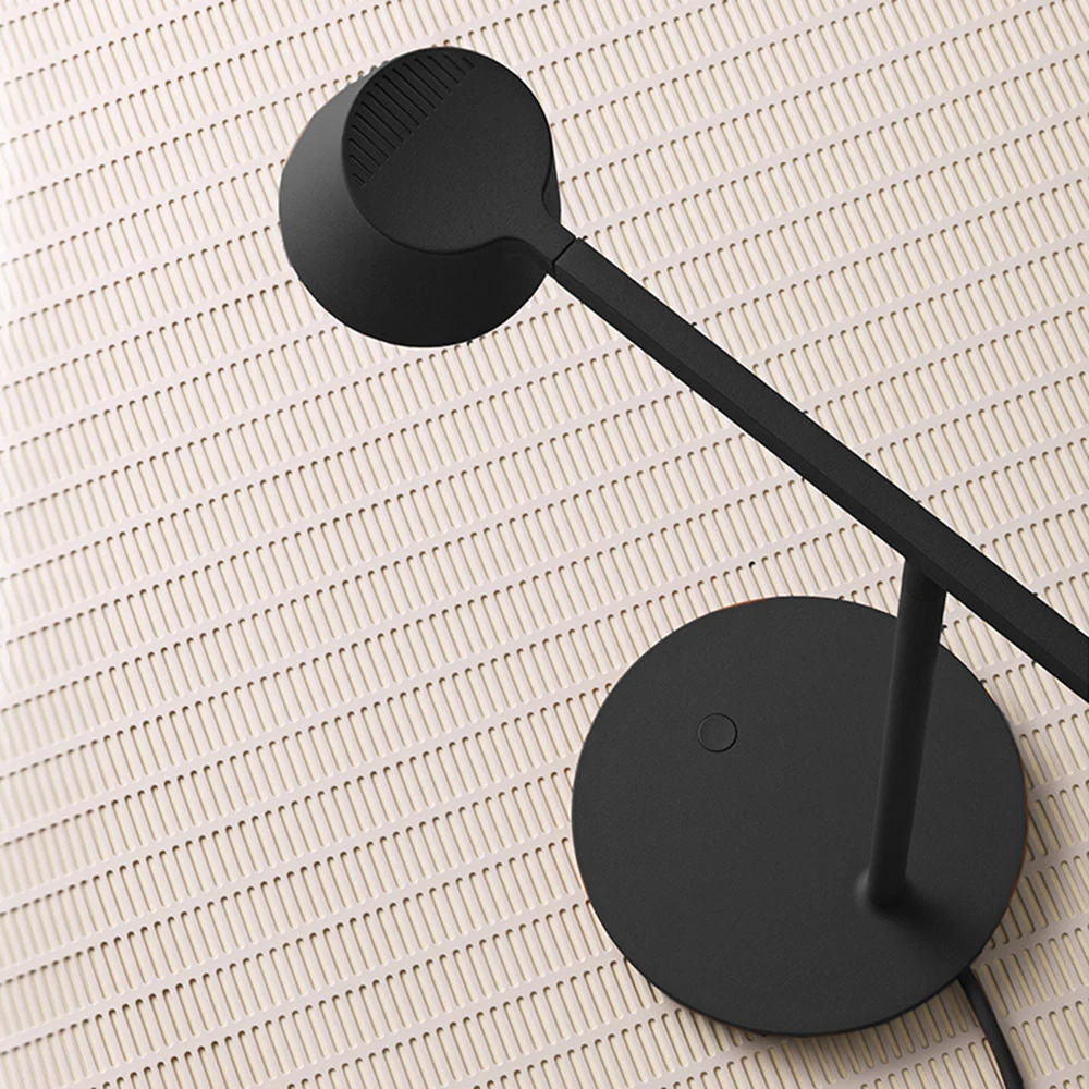 muuto | tip table lamp | black - Image 5