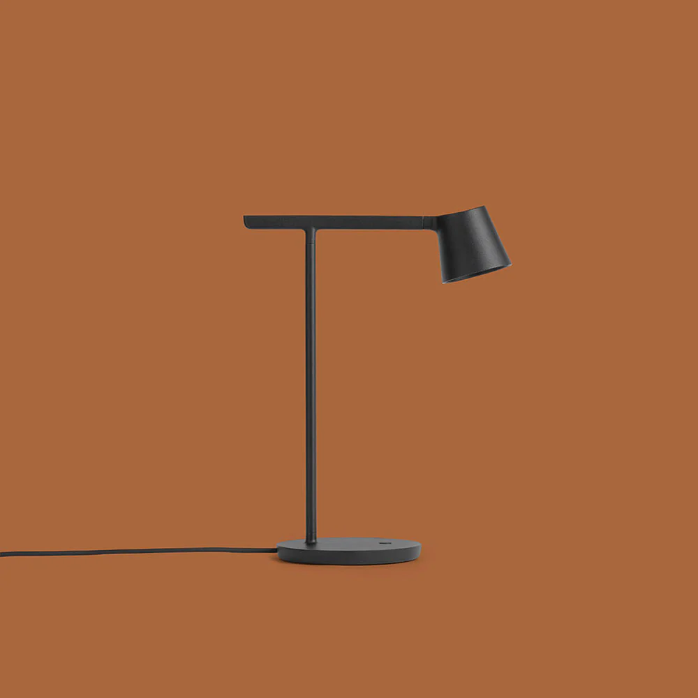 muuto | tip table lamp | black - Image 8