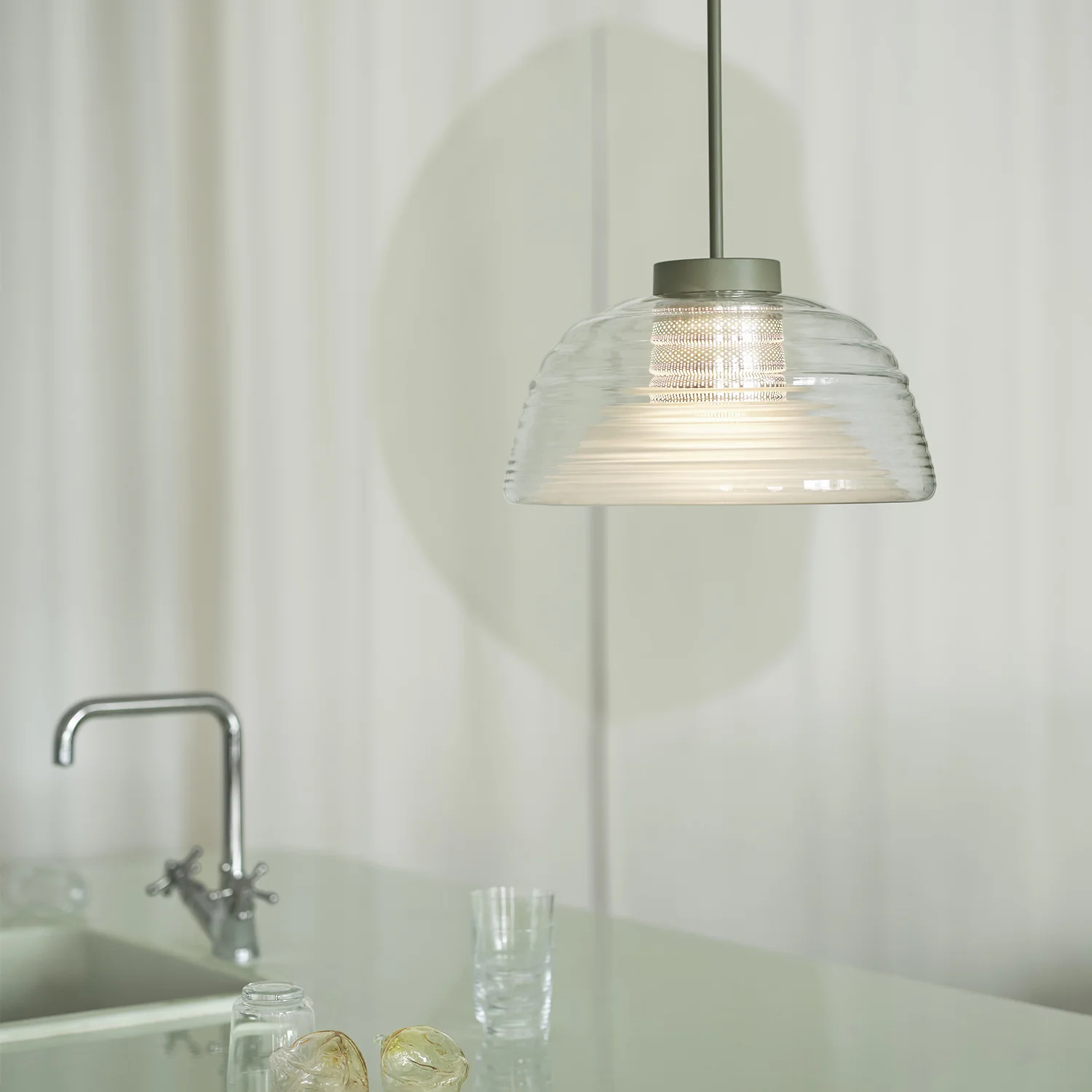 muuto | two-layer pendant lamp | olive - Image 6