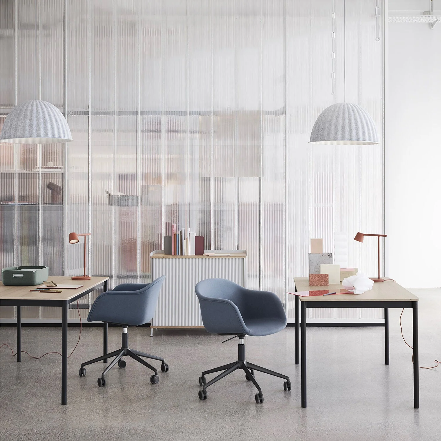 muuto | under the bell pendant | white melange 55cm - Image 4