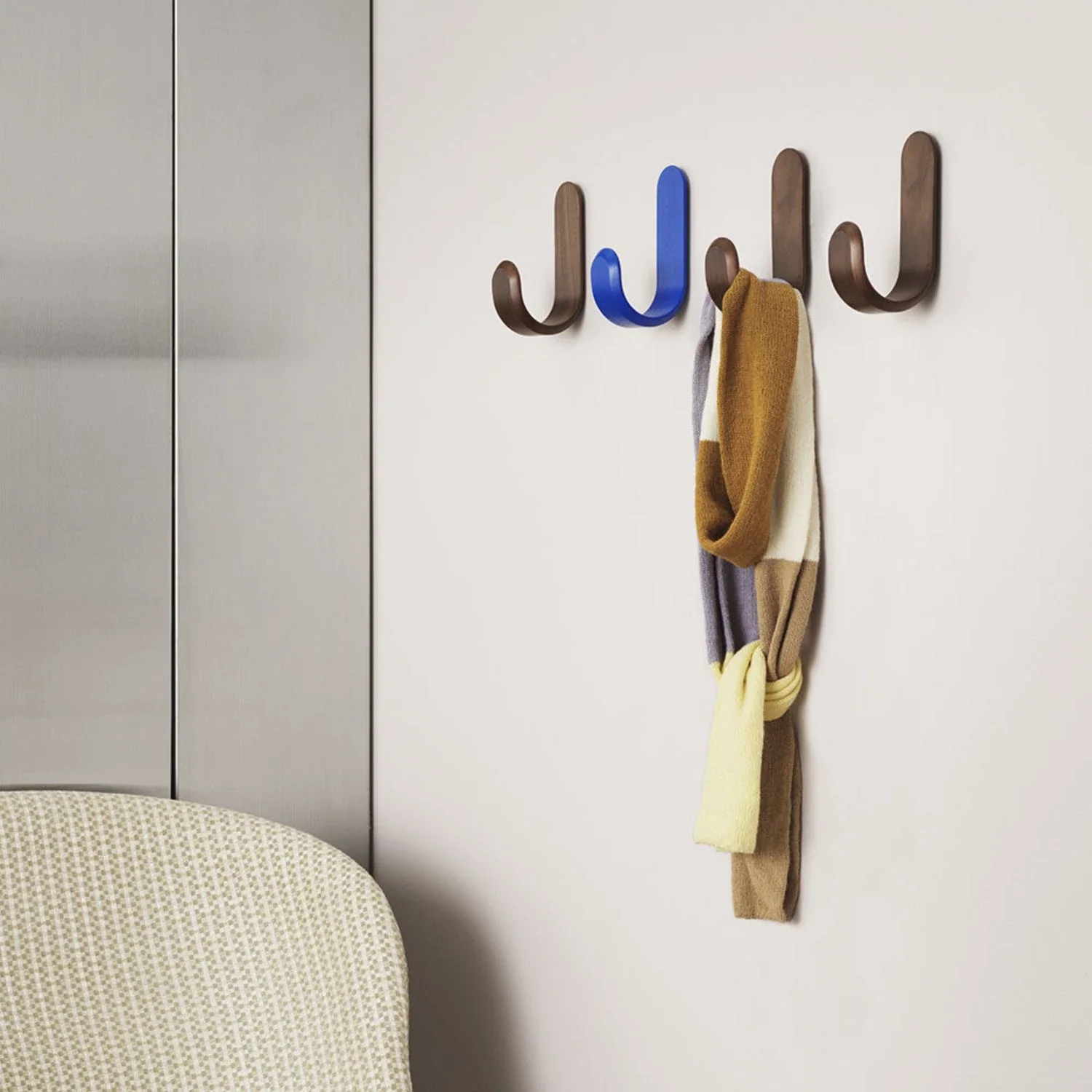 normann copenhagen | curve hook | walnut - Image 9