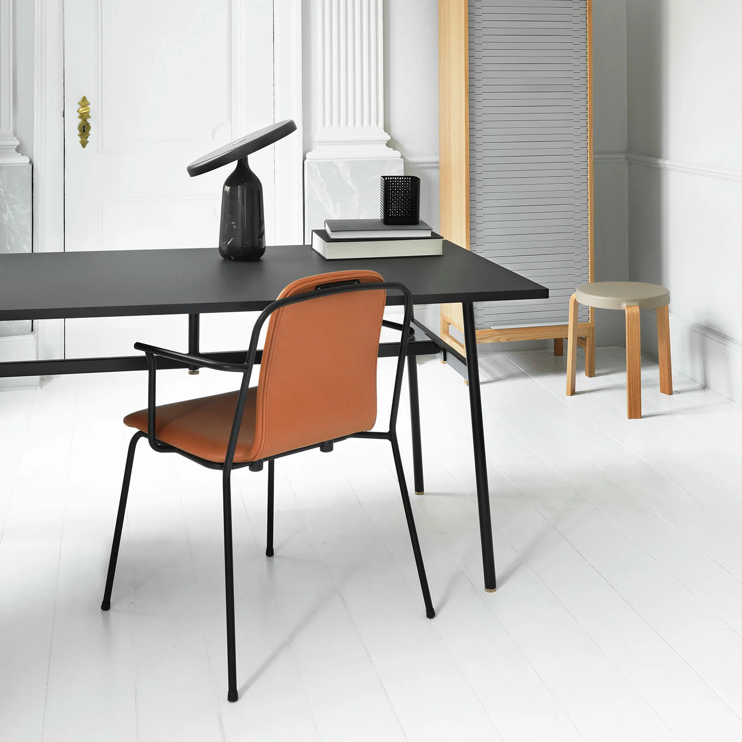 normann copenhagen | eddy table lamp | black - Image 12