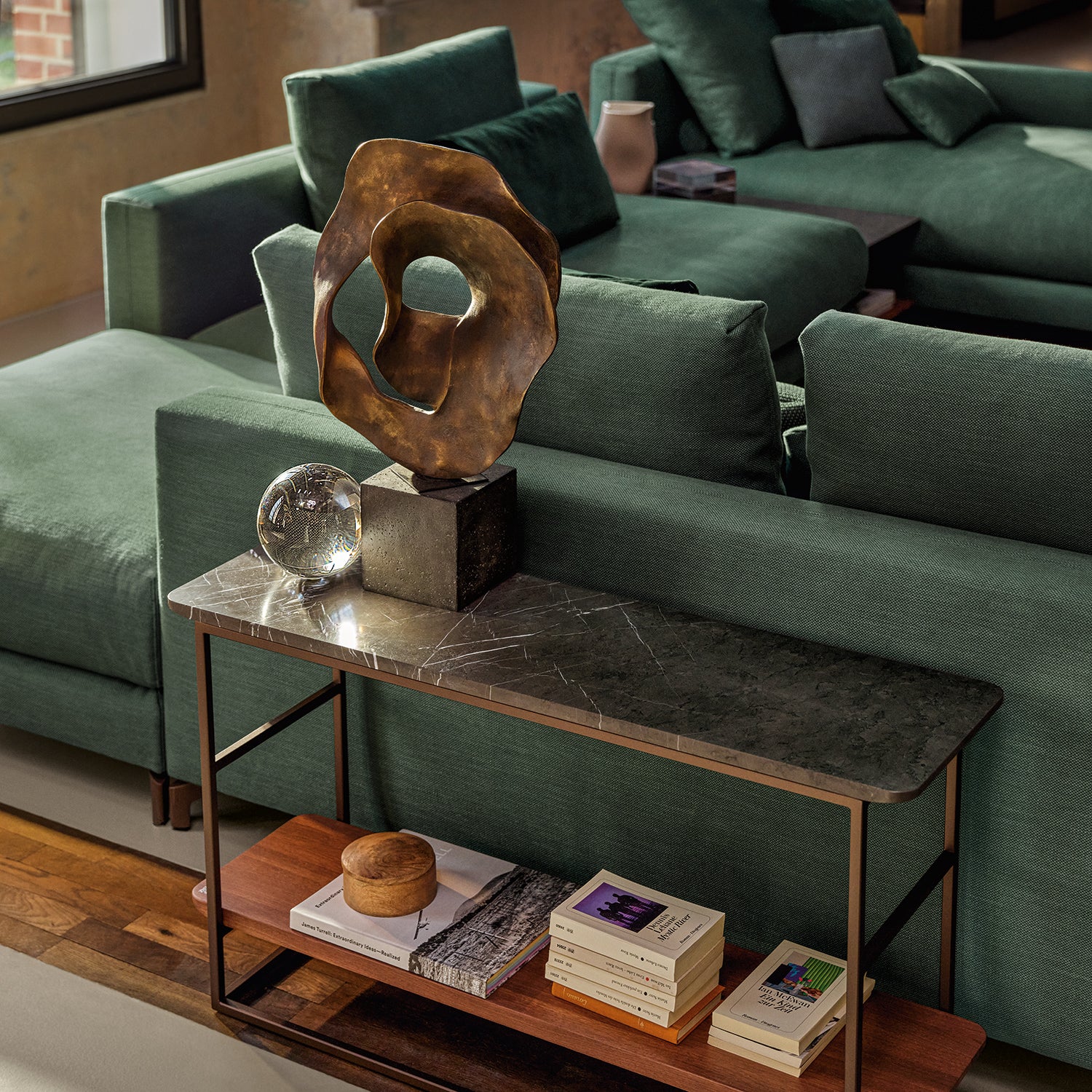 rolf benz | nuvola sofa + footstool | fabric beige grey 26384 + marrone metallic legs - Image 21