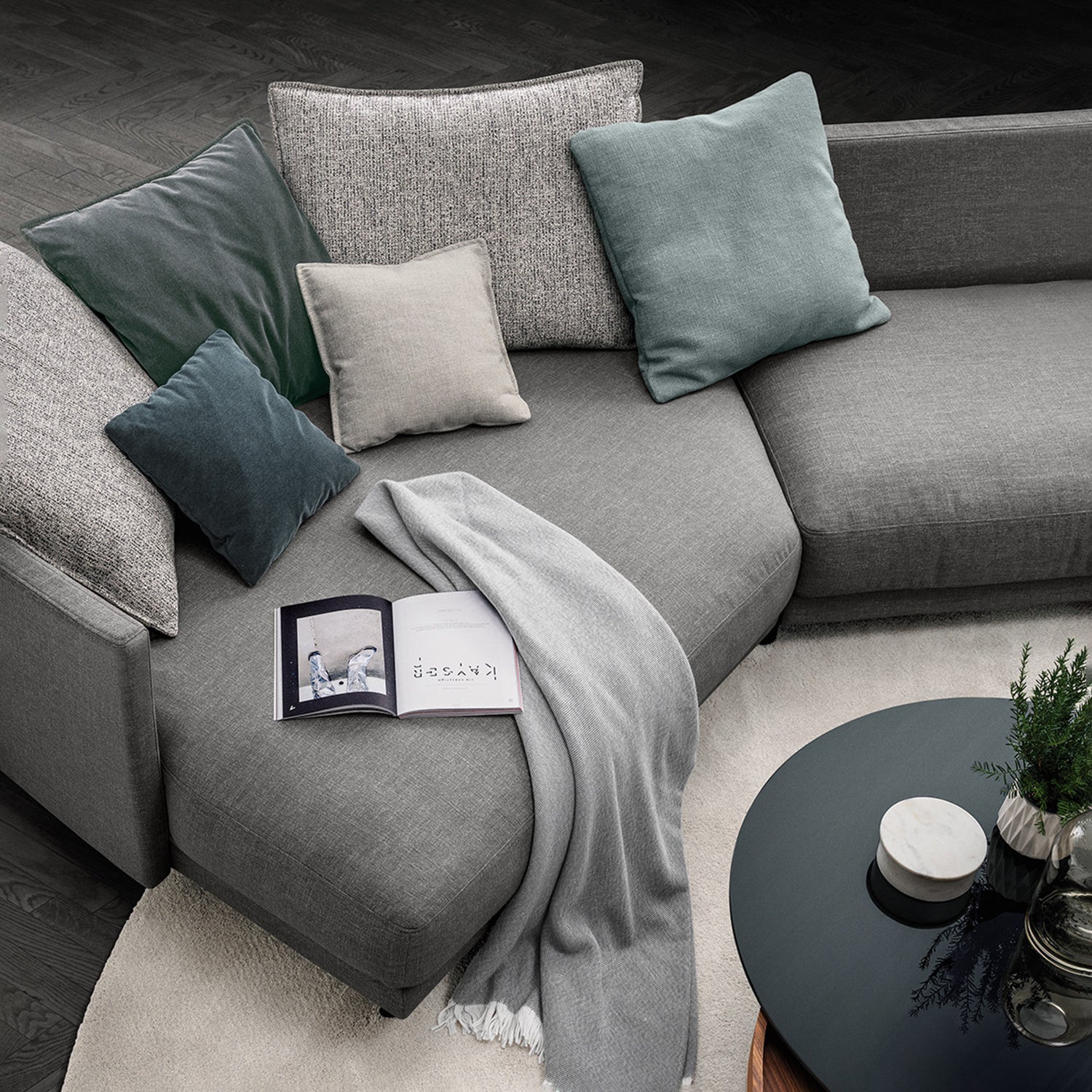rolf benz | onda sofa | fabric silk grey 24.510 + black oak legs - Image 10