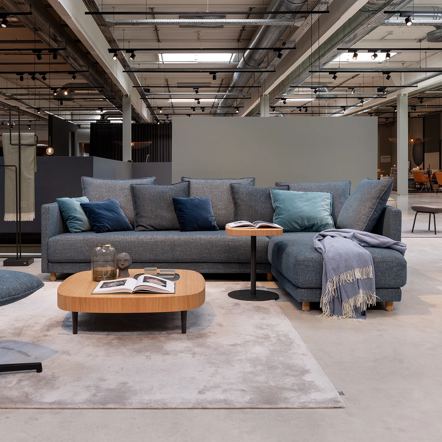 rolf benz | onda sofa | fabric silk grey 24.510 + black oak legs - Image 22