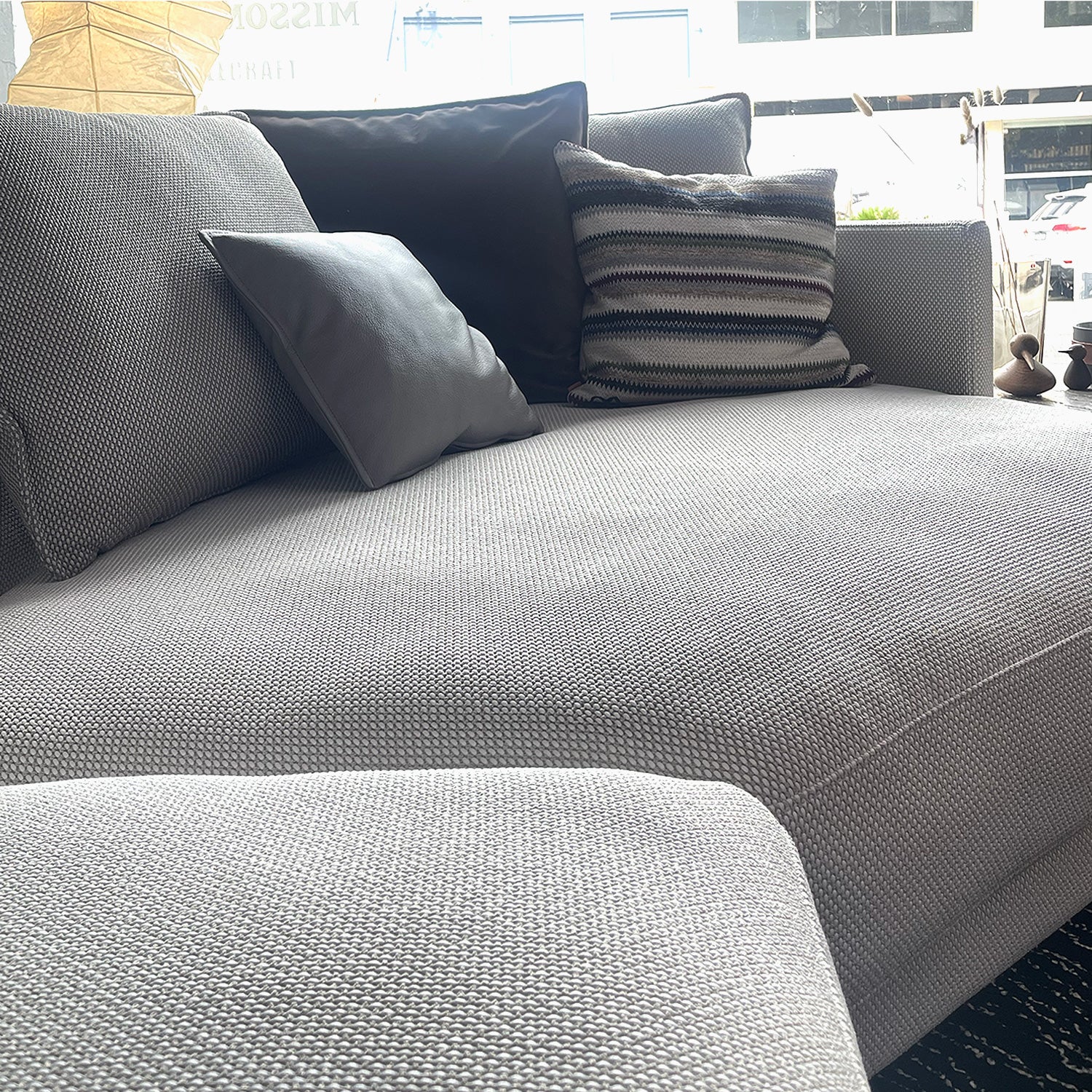 rolf benz | onda sofa | fabric silk grey 24.510 + black oak legs - Image 5