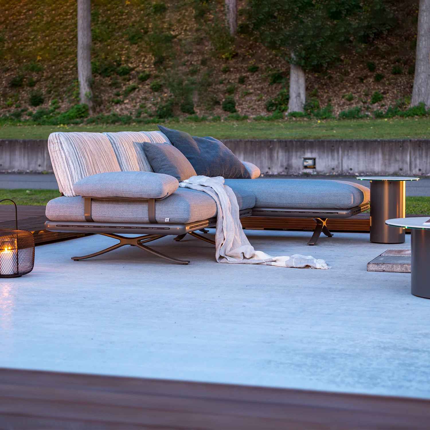 rolf benz | yoko 219 outdoor sofa | anthracite - Image 12